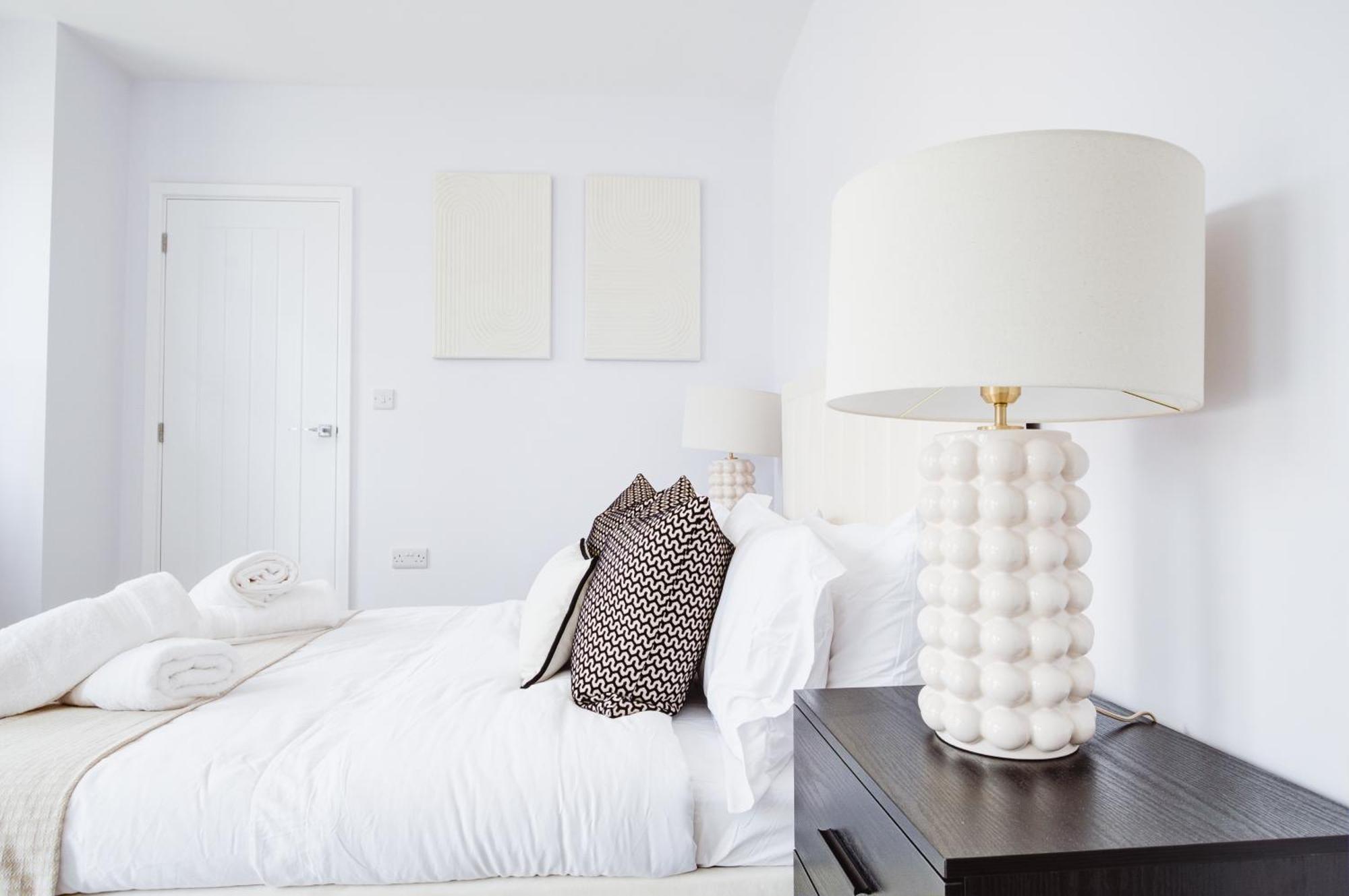 Stylish New-build, Free Parking, 20-minute Walk To Centre Apartment York
