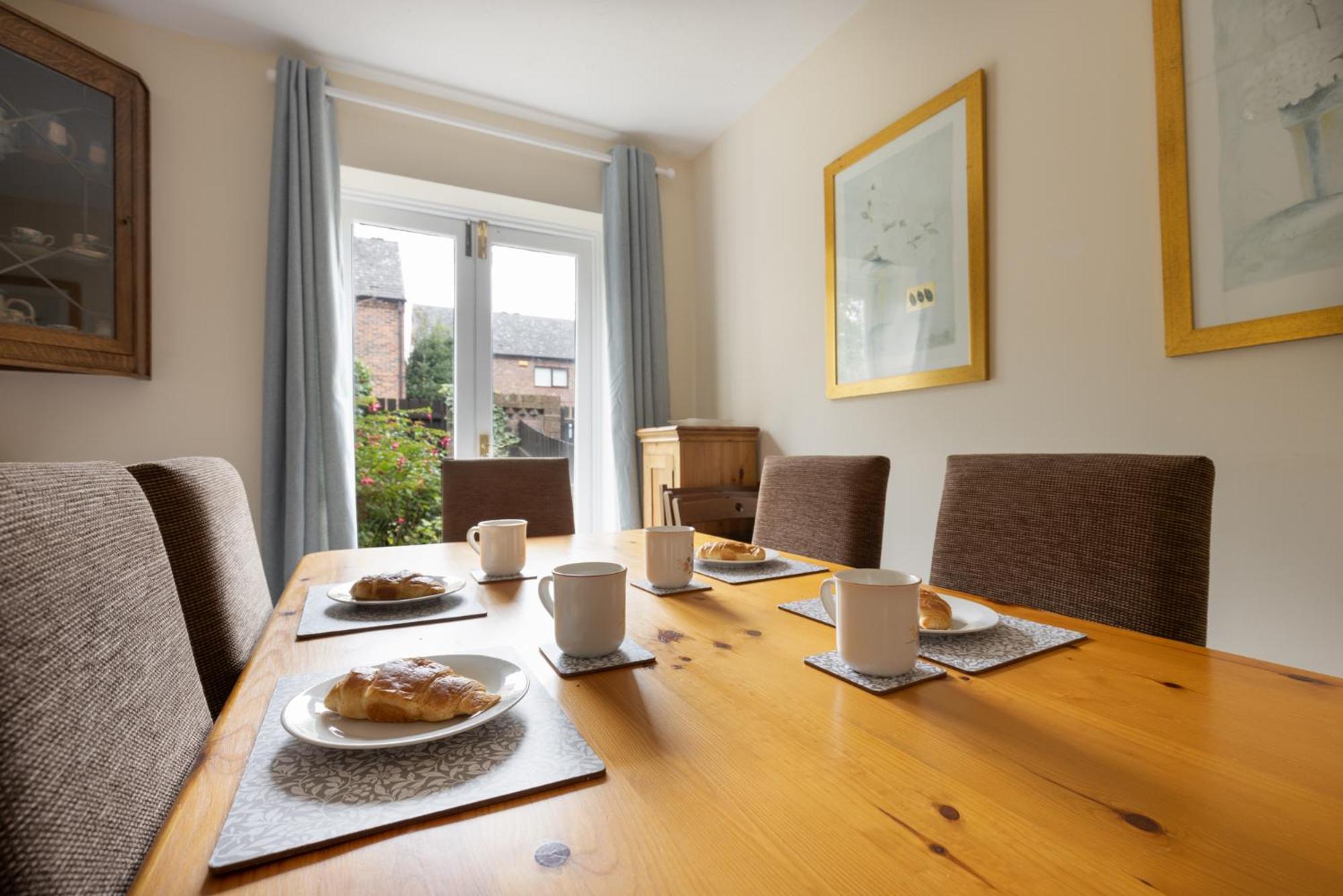 Ebor House Cosy 3-bed House With Parking York