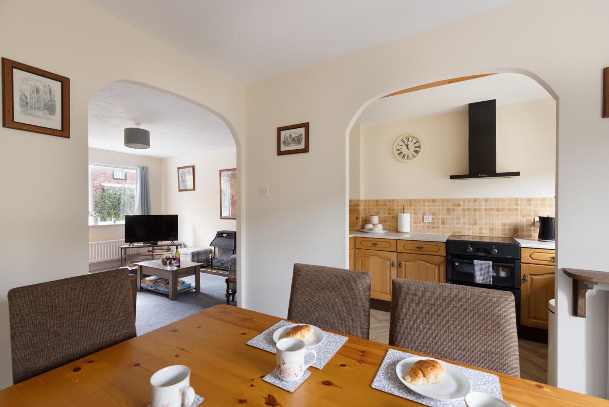 Holiday home Ebor House Cosy 3-bed House With Parking York