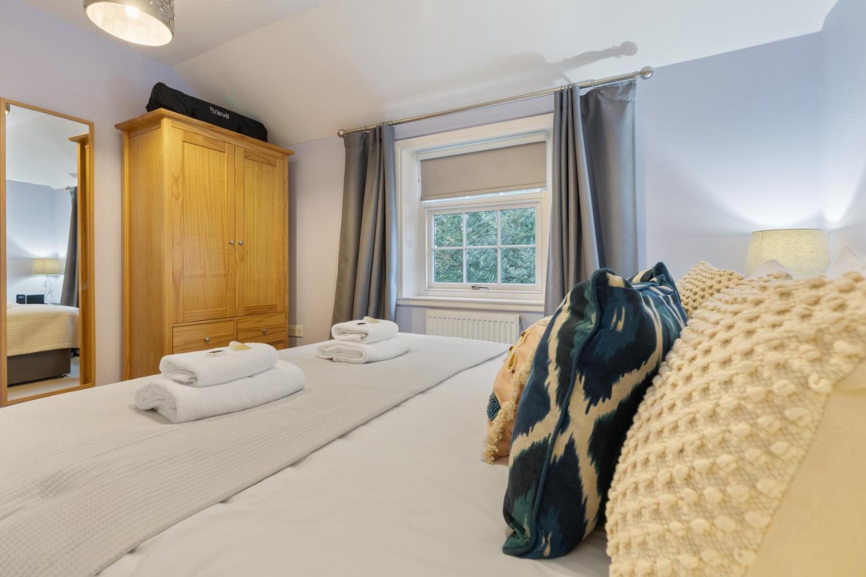 Holiday home Pass The Keys No. 6 - Wisteria York