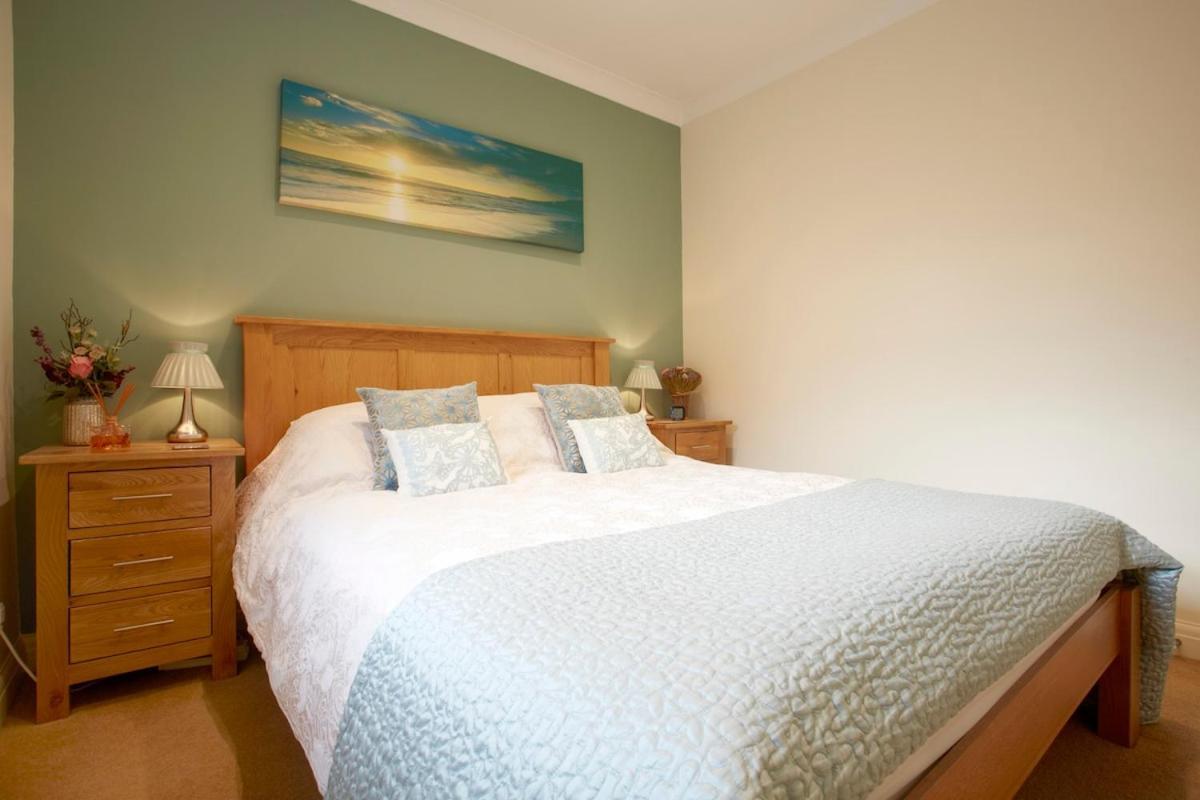 Heart Of The Flat With Free Parking *