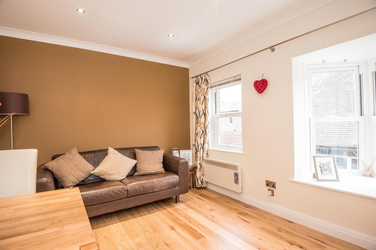 Heart Of The Flat With Free Parking Apartment York
