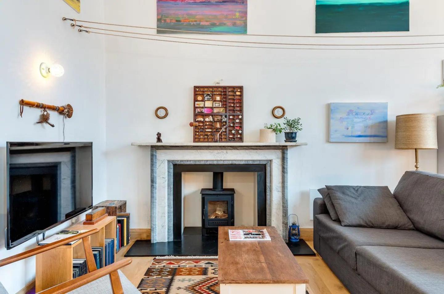 Pass The Keys Stunning Flat Within Walls York