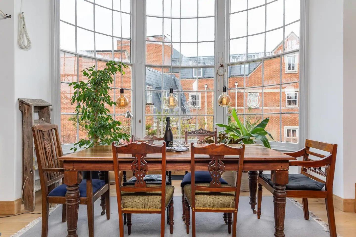 Pass The Keys Stunning Flat Within Walls York