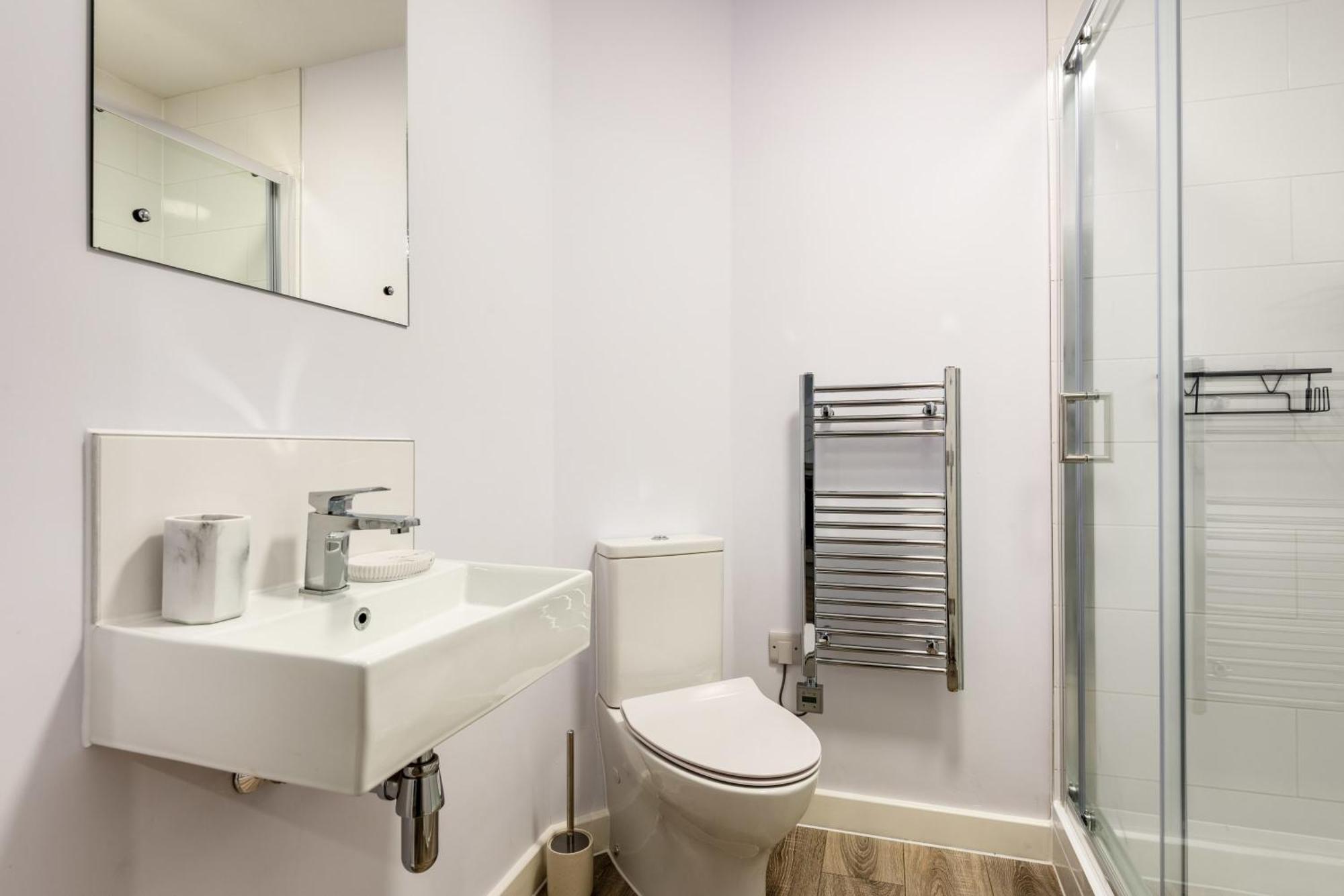 Modern 1 Bedroom