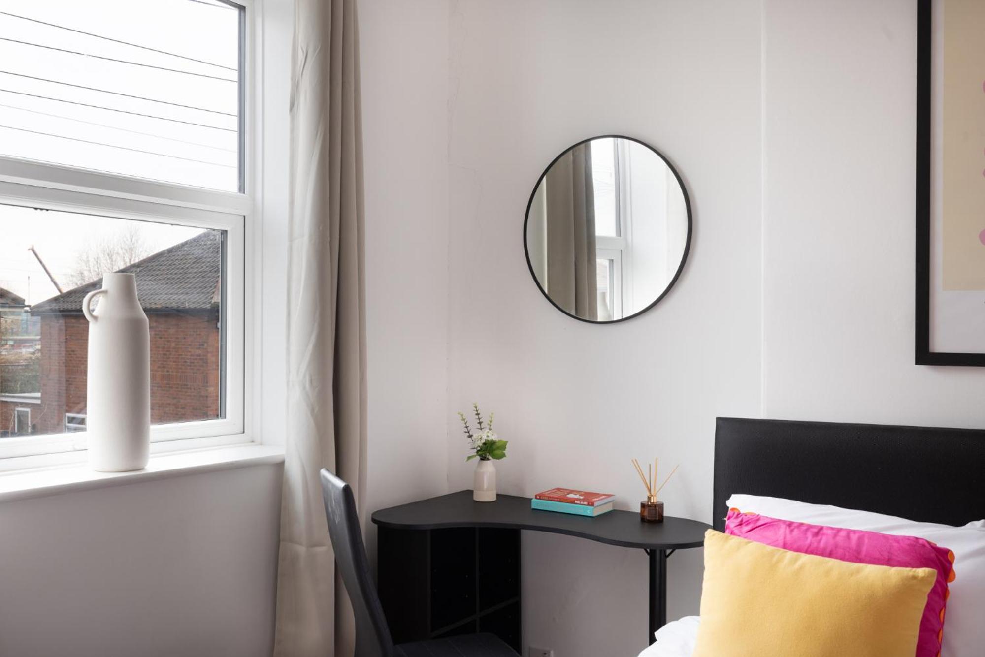 Station House - Quaint Victorian With Free Parking York