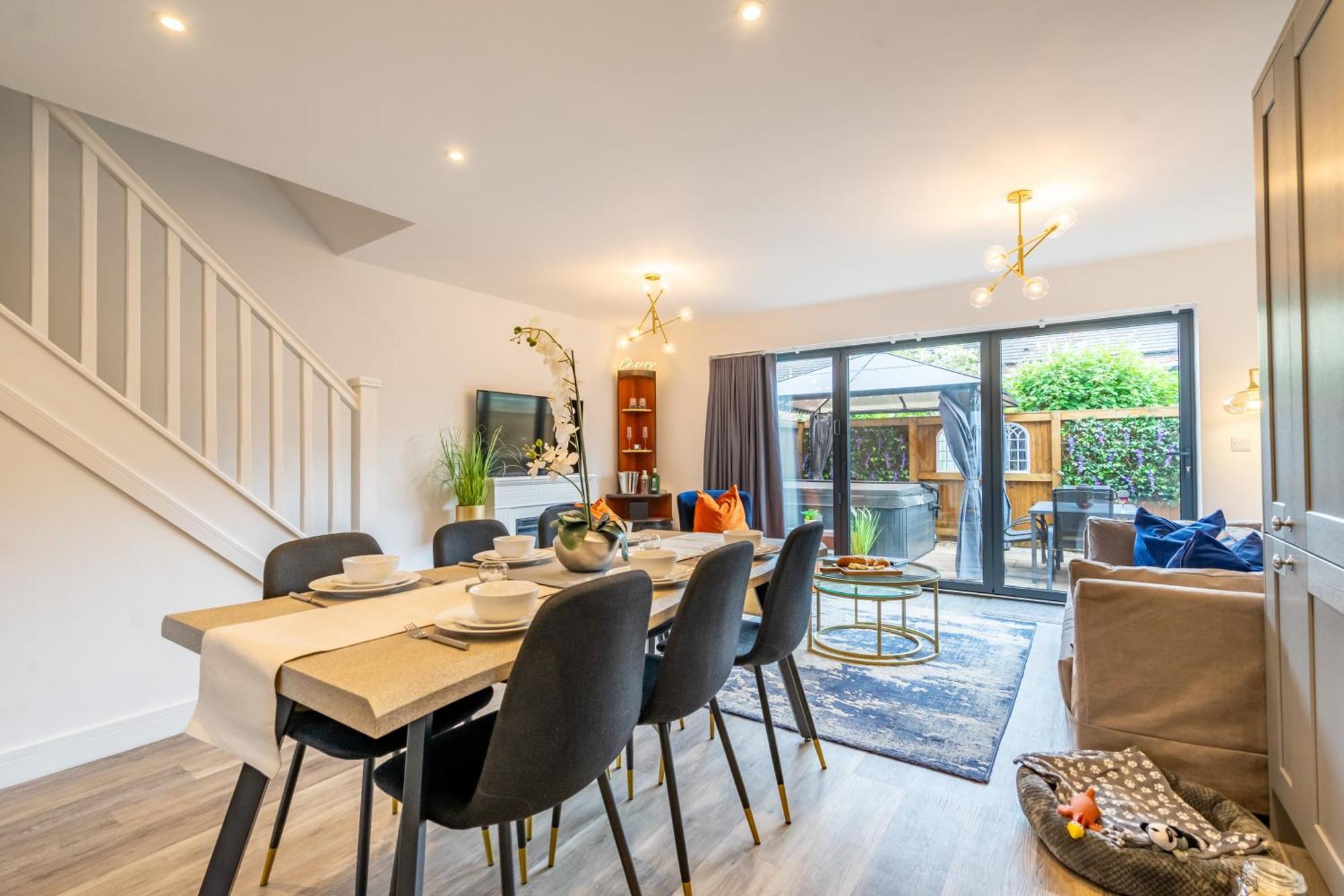 The Ebor House - With Hot Tub Holiday home