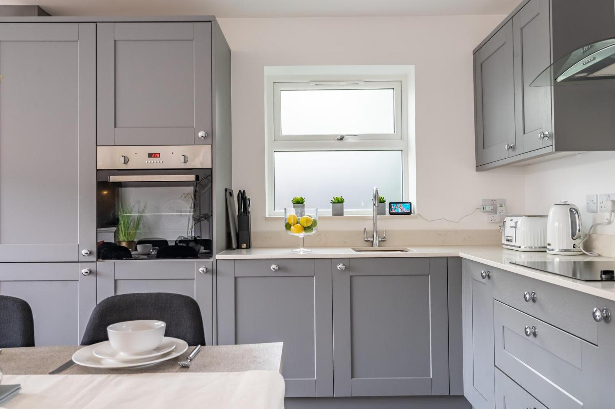 The Ebor House - With Hot Tub Holiday home *