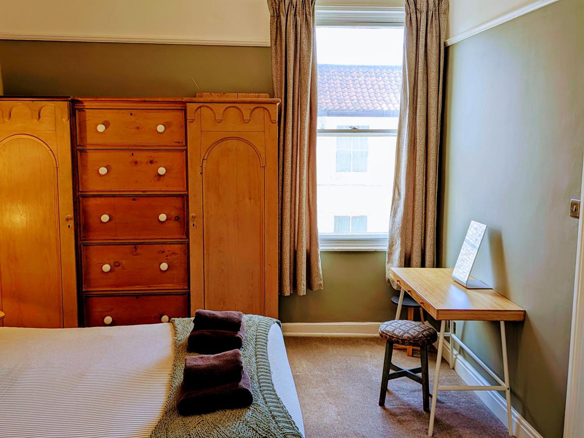 Apartment Fifth Quarter With Free Parking York