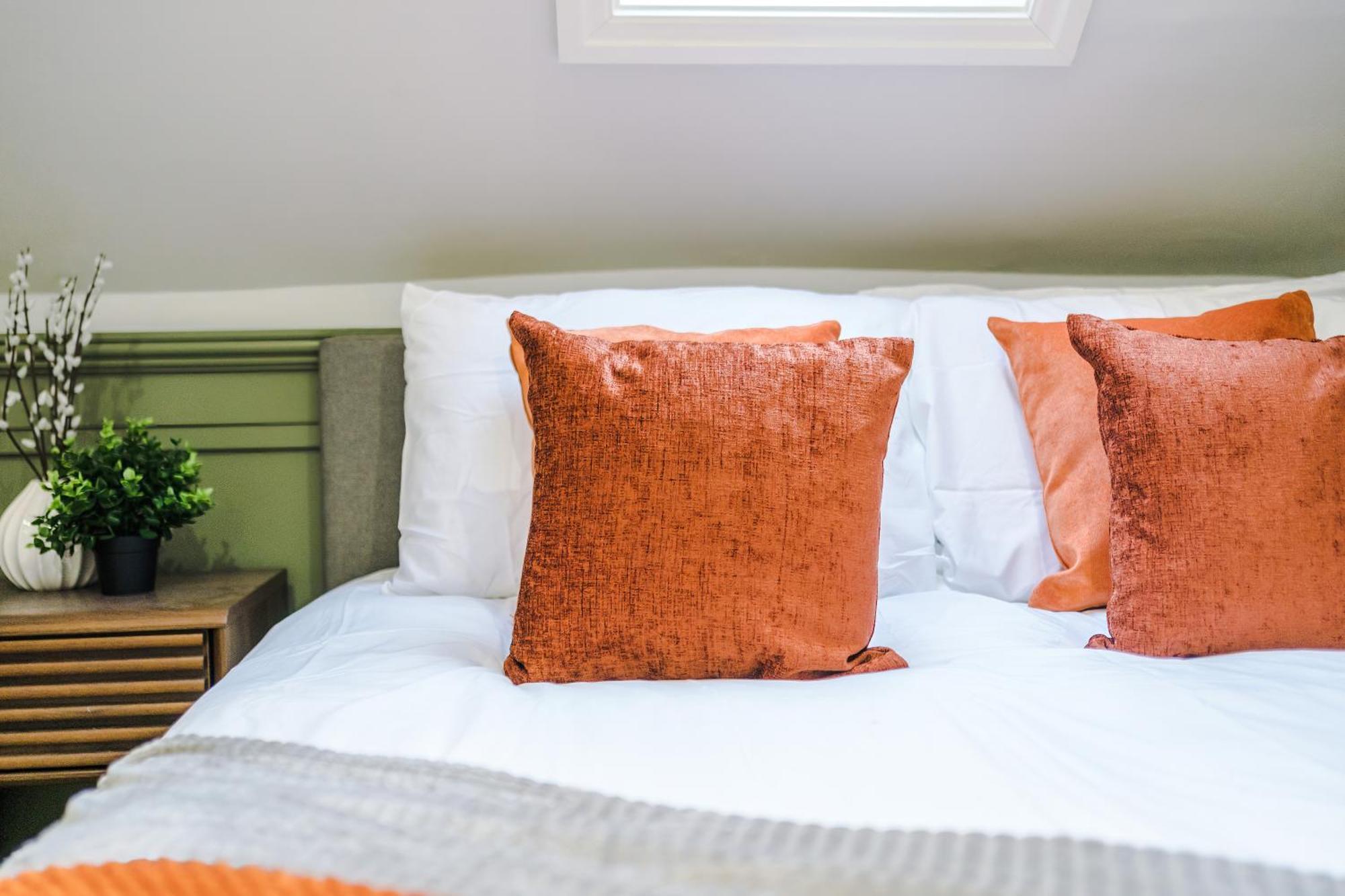 Apartment Stunning - Sleep 18 *