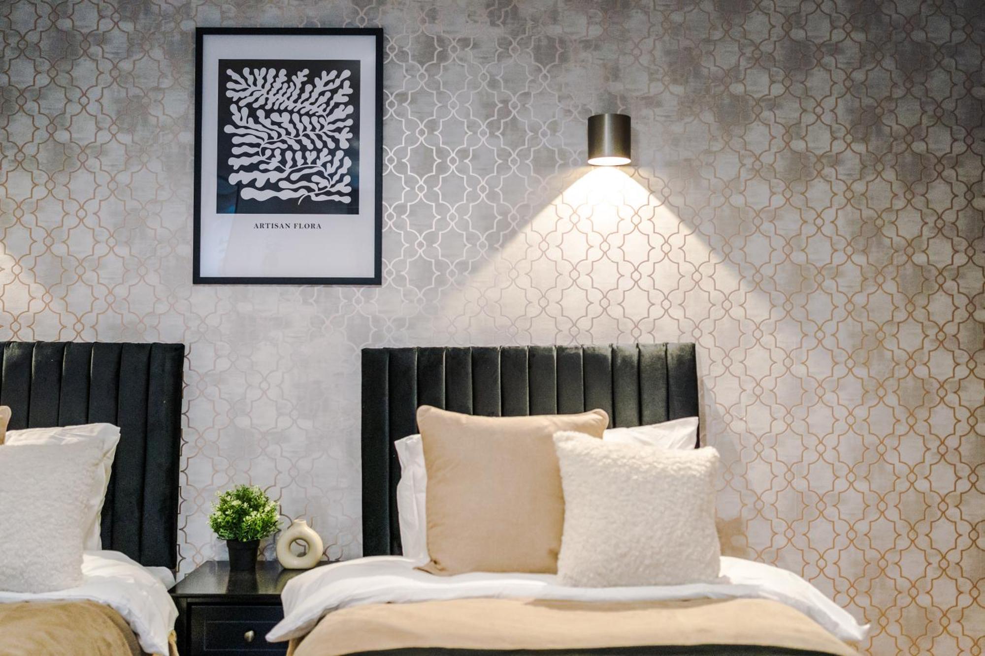 Boutique Sleep 12 Apartment York