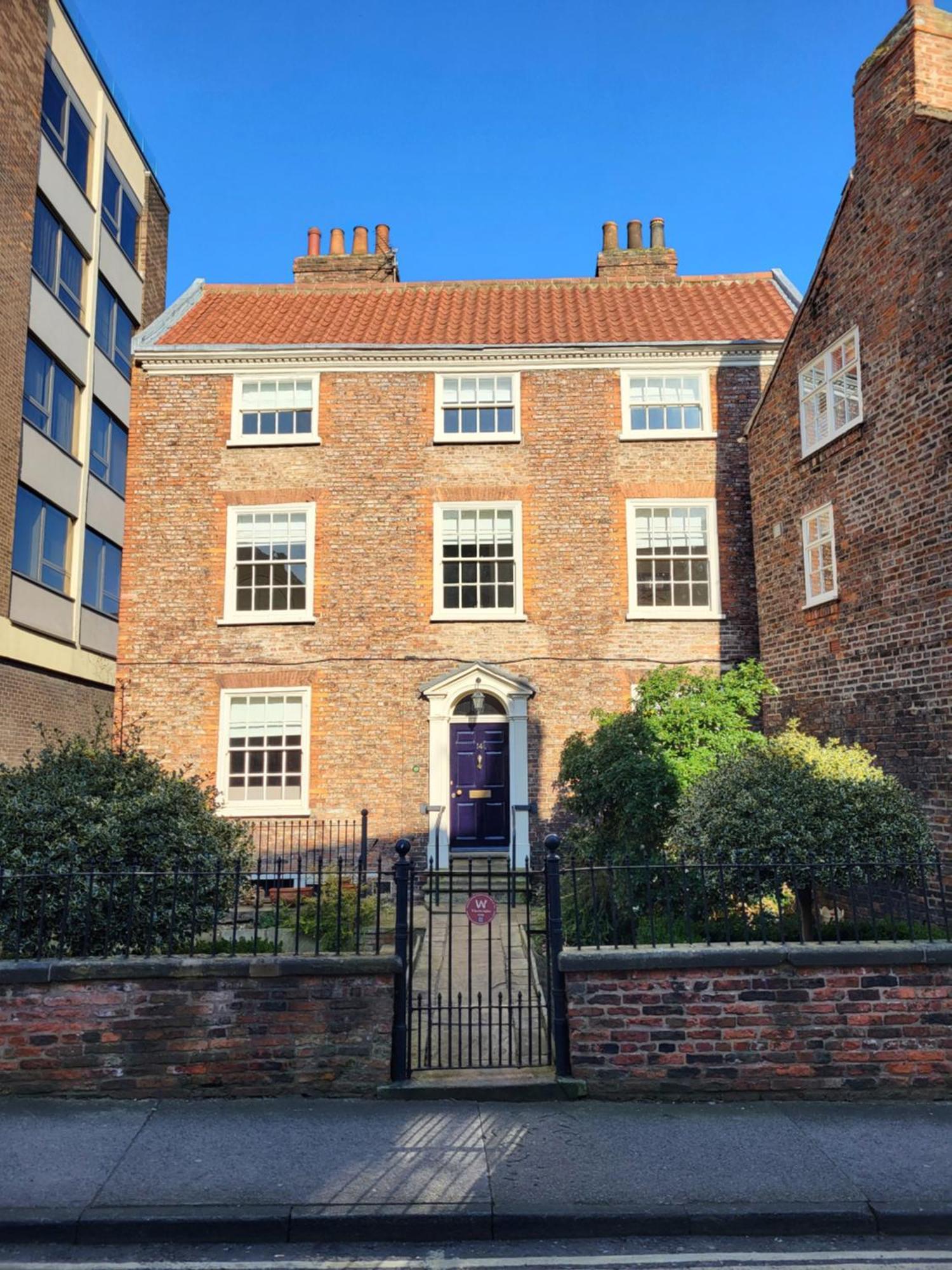 14 St Saviours Place, *
