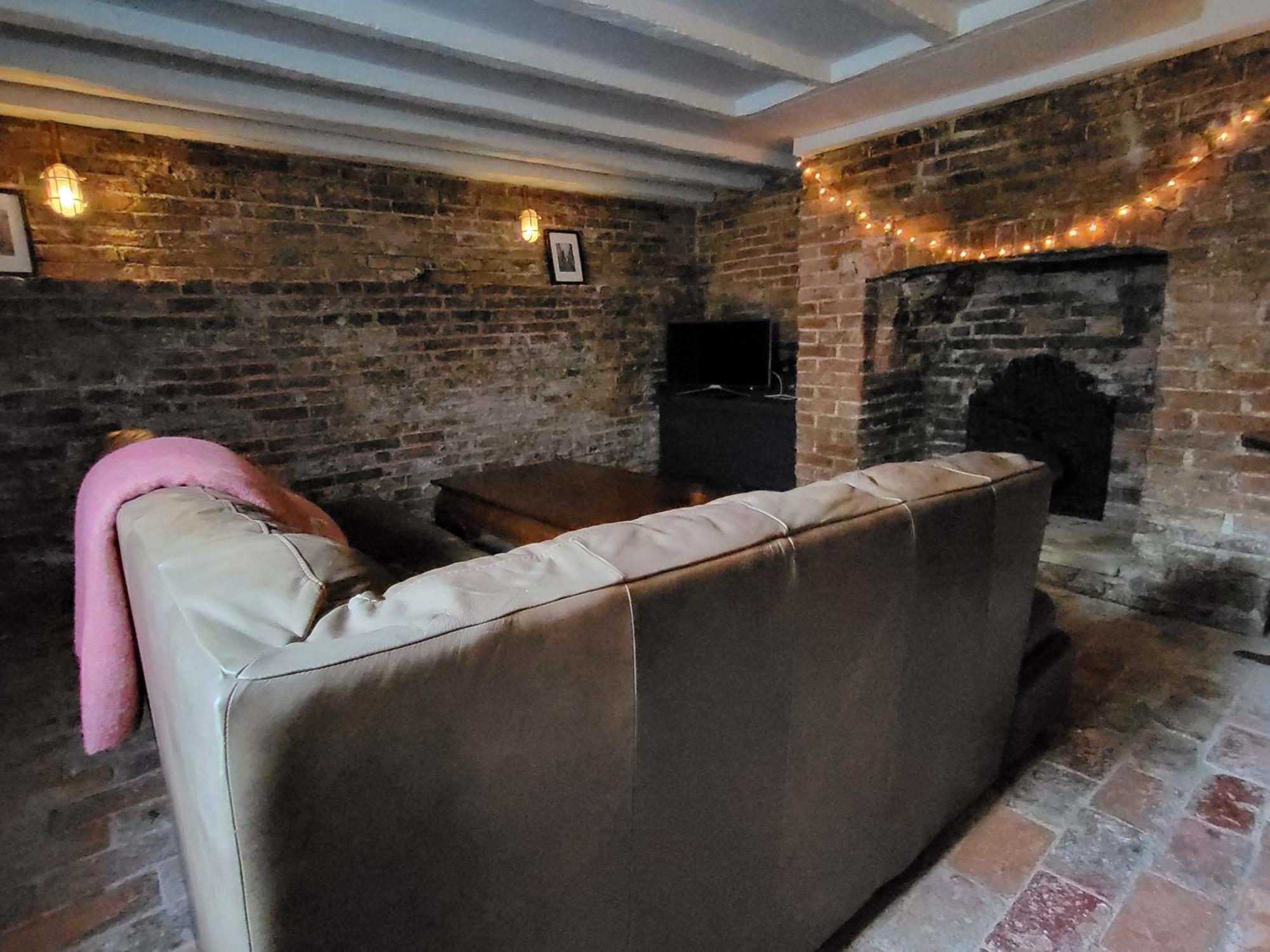 14 St Saviours Place, * York