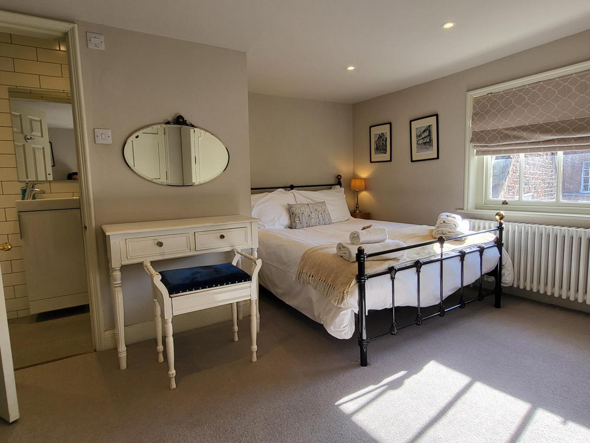 14 St Saviours Place, Holiday home *