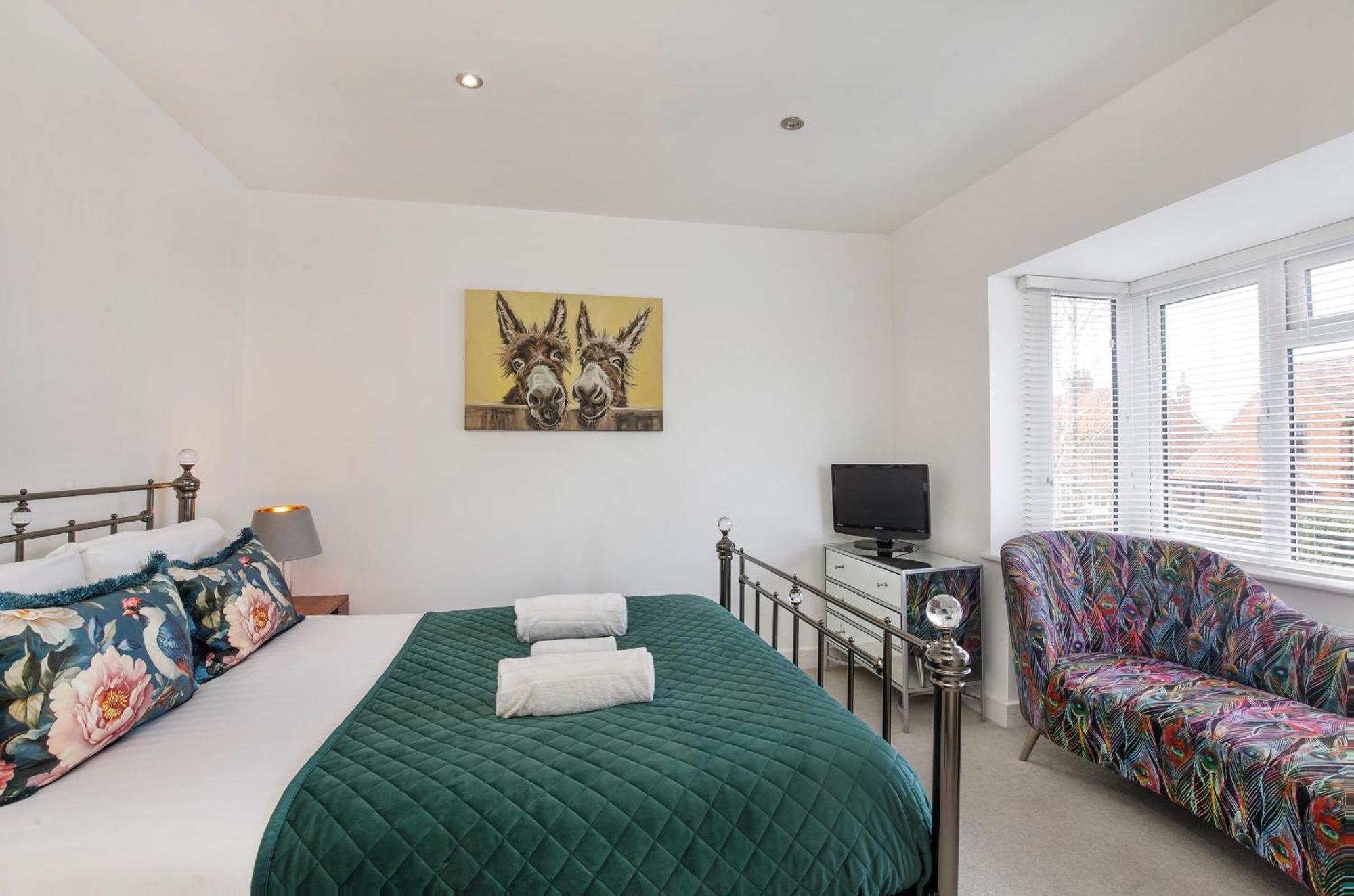 Apartment White House Apartments-free Parking 1 Car Per York