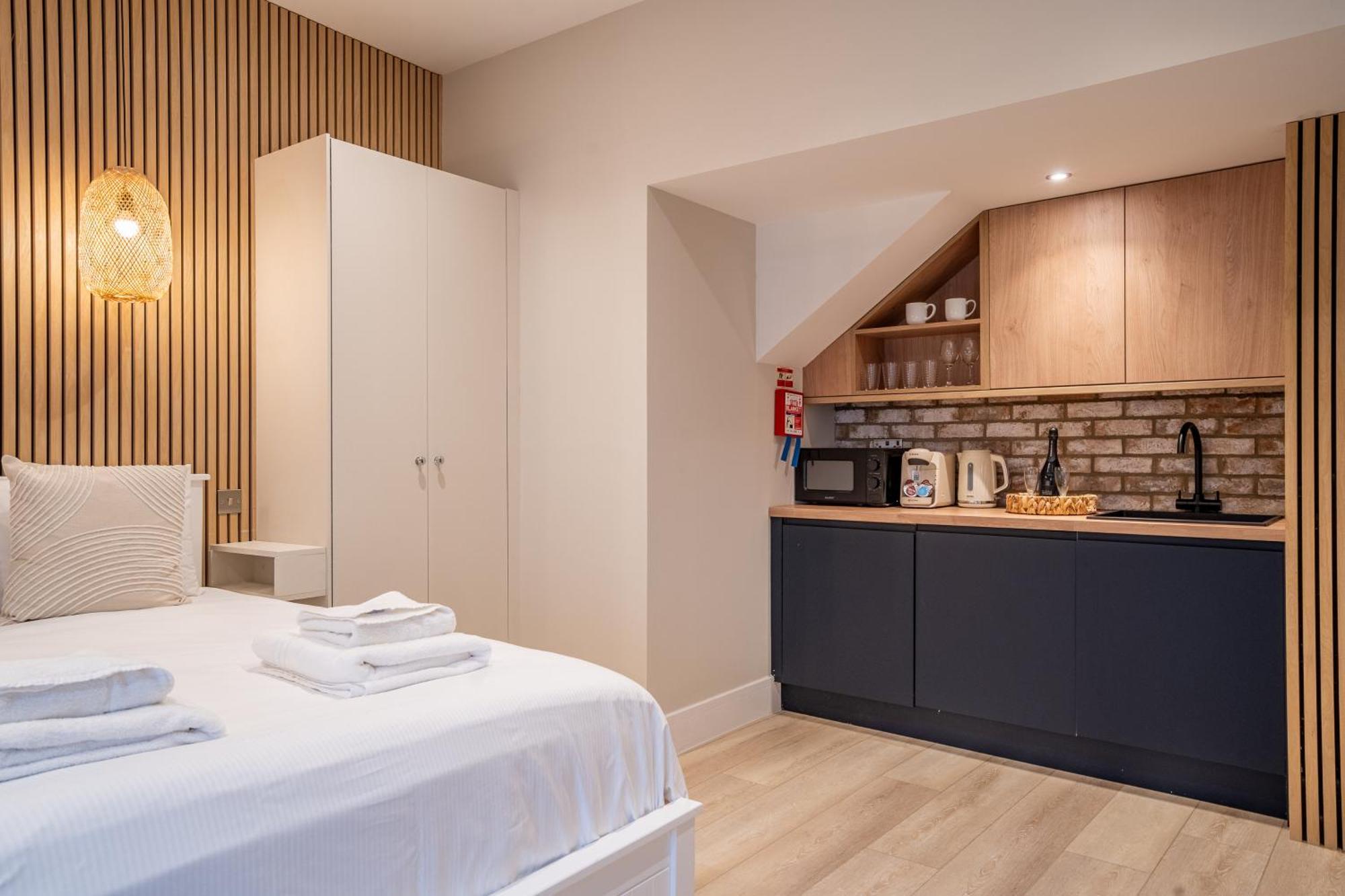 Paradise Apartment *