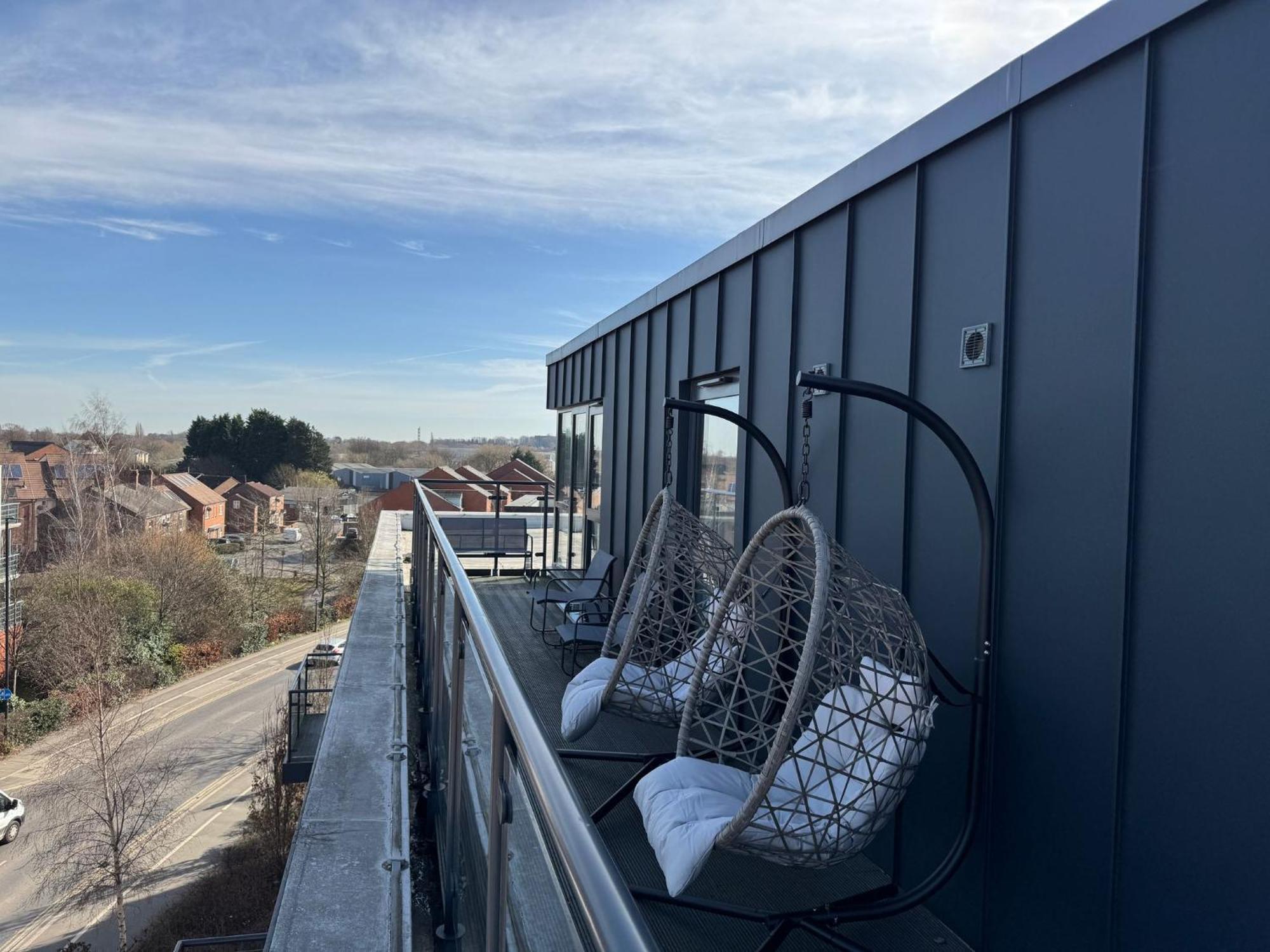 Luxury Minster Penthouse - Free Gym & Parking