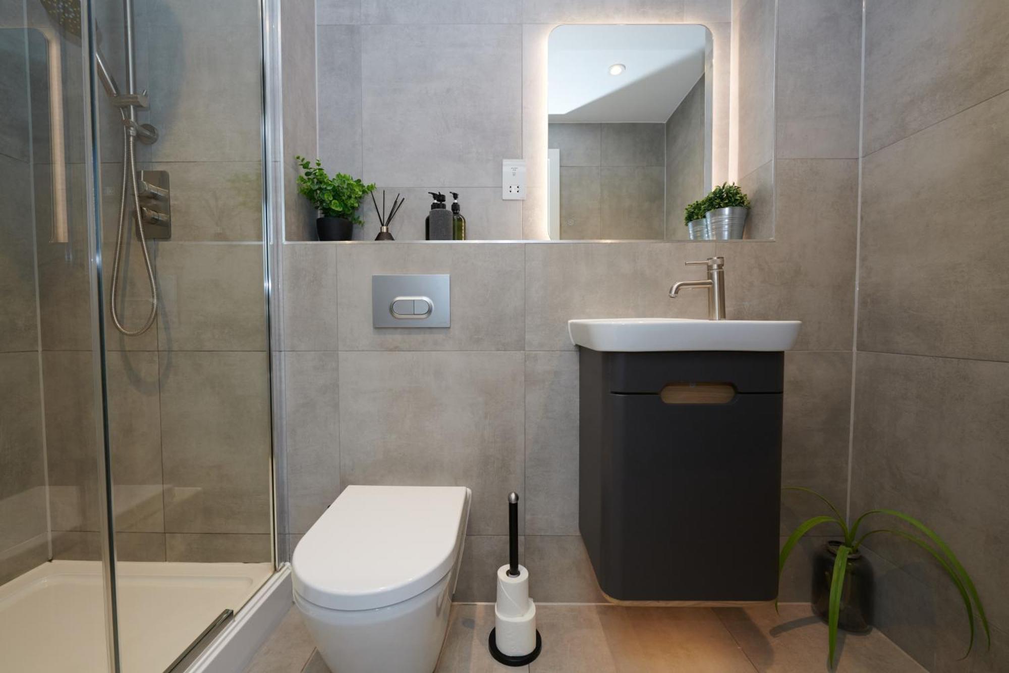Luxury Minster Penthouse - Free Gym & Parking Apartment *
