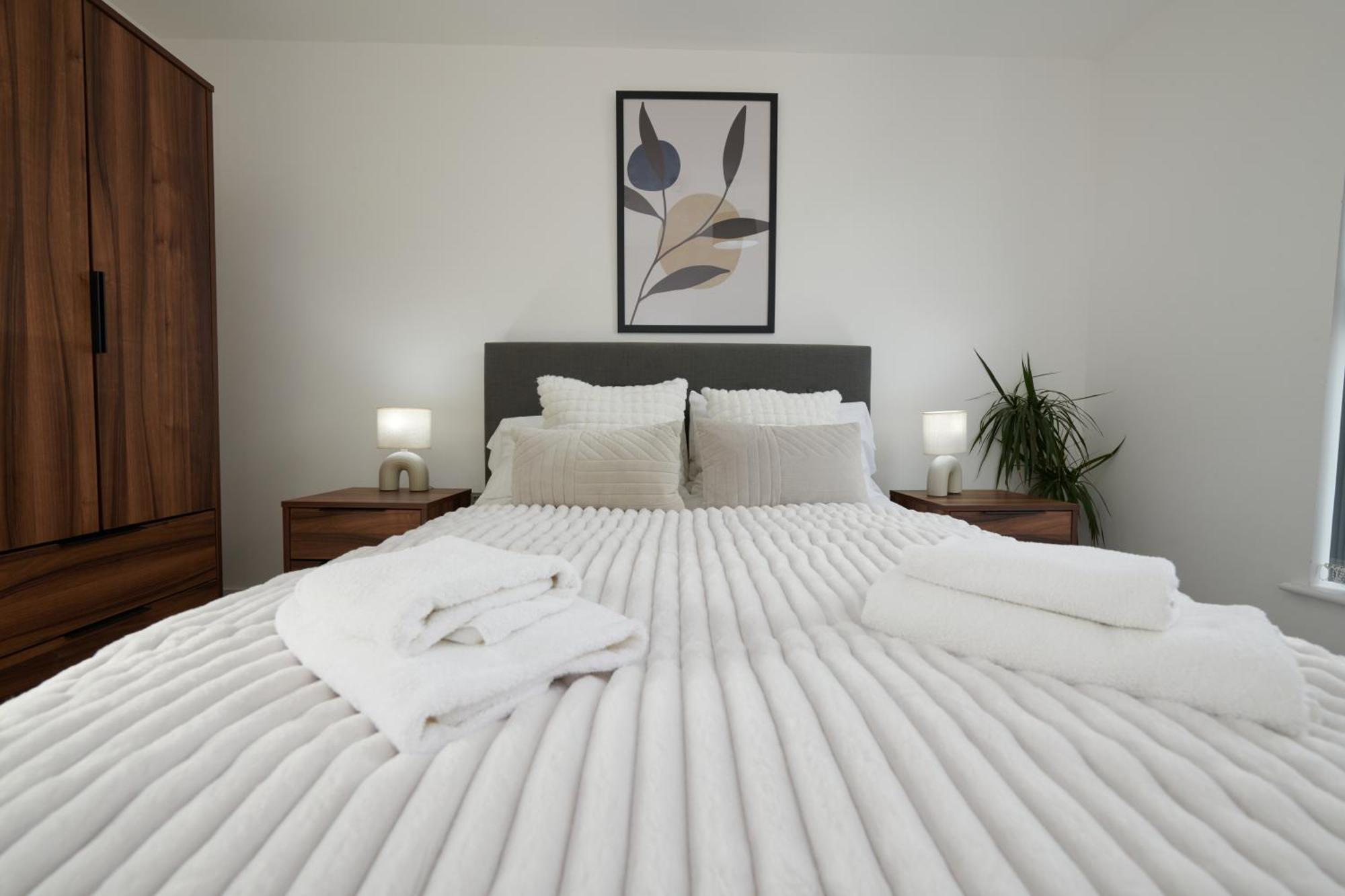 Luxury Minster Penthouse - Free Gym & Parking *