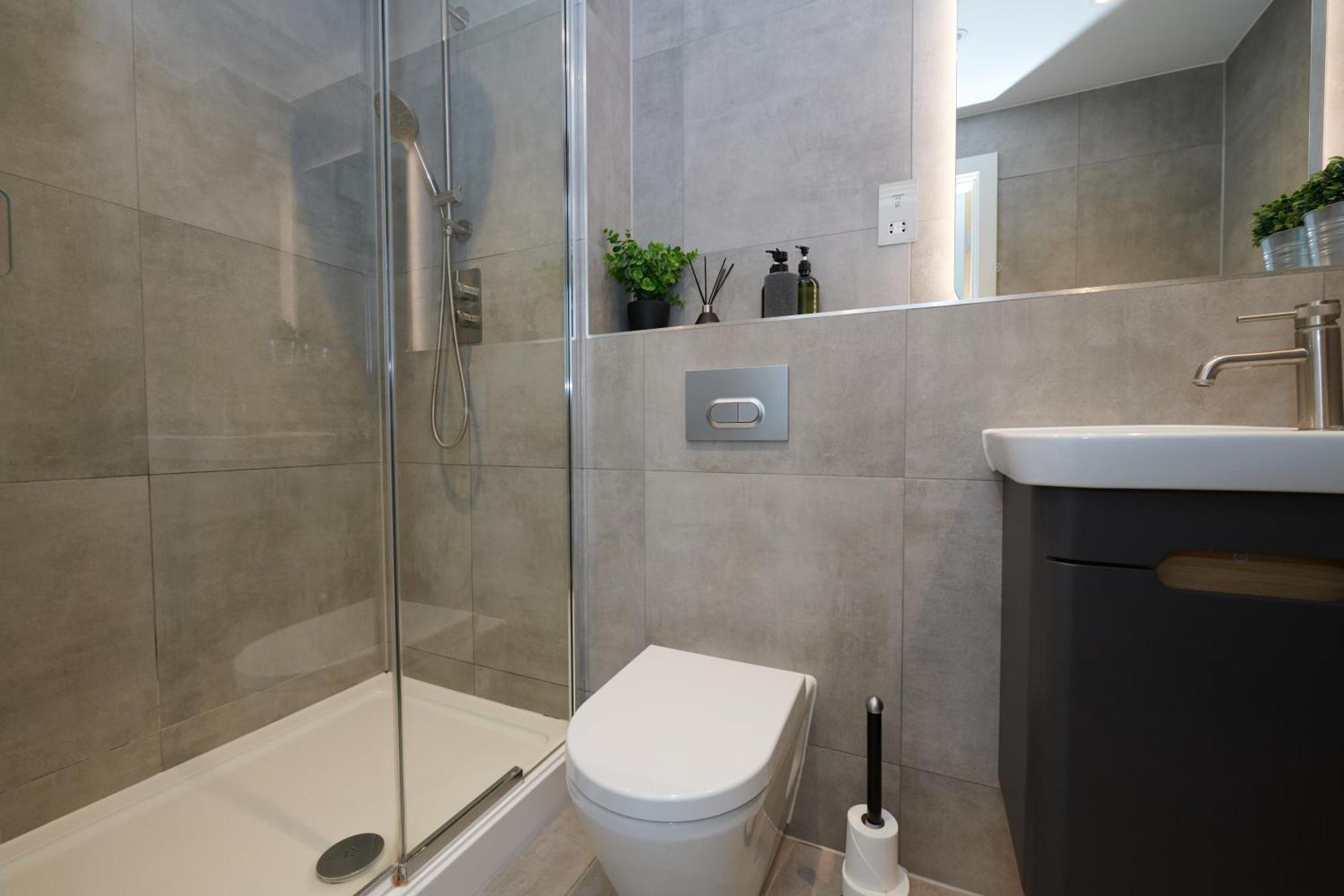 Luxury Minster Penthouse - Free Gym & Parking Apartment