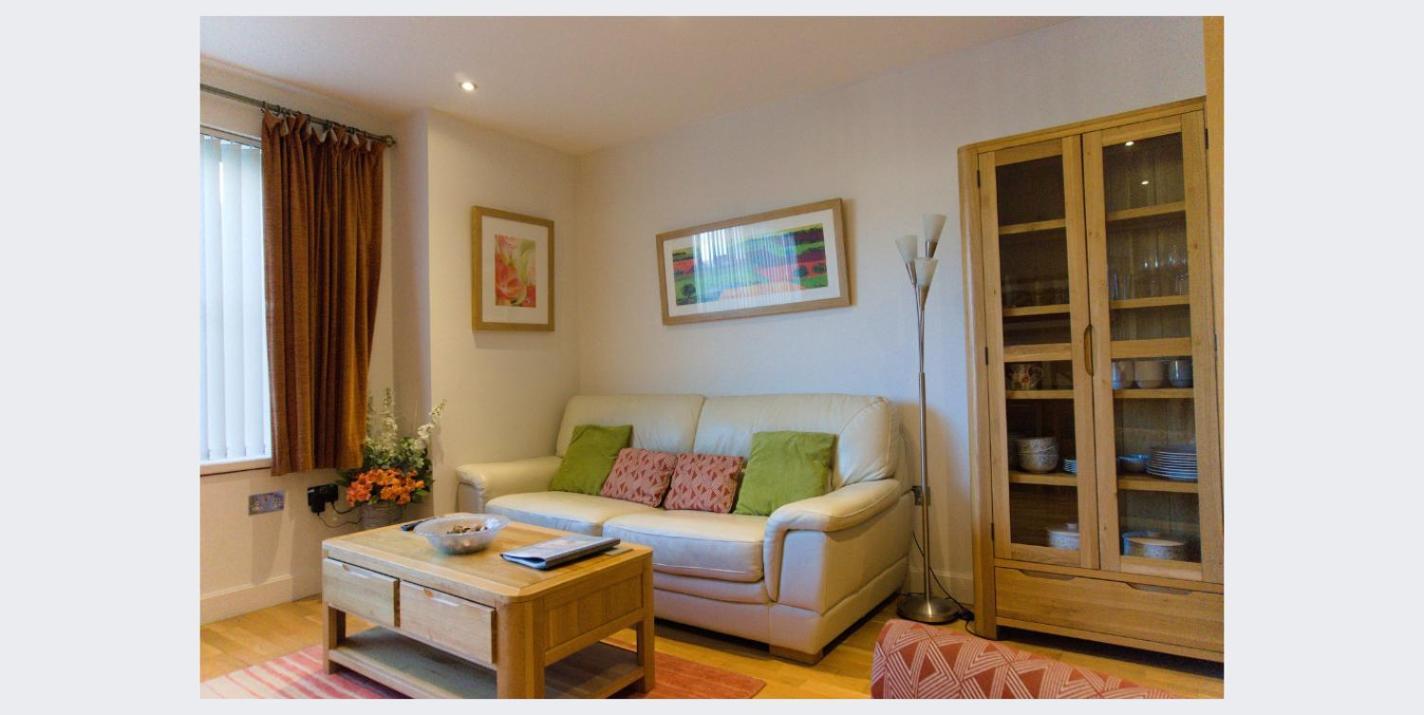 Almanna, York, Only 6 Minutes Walk To Minster York