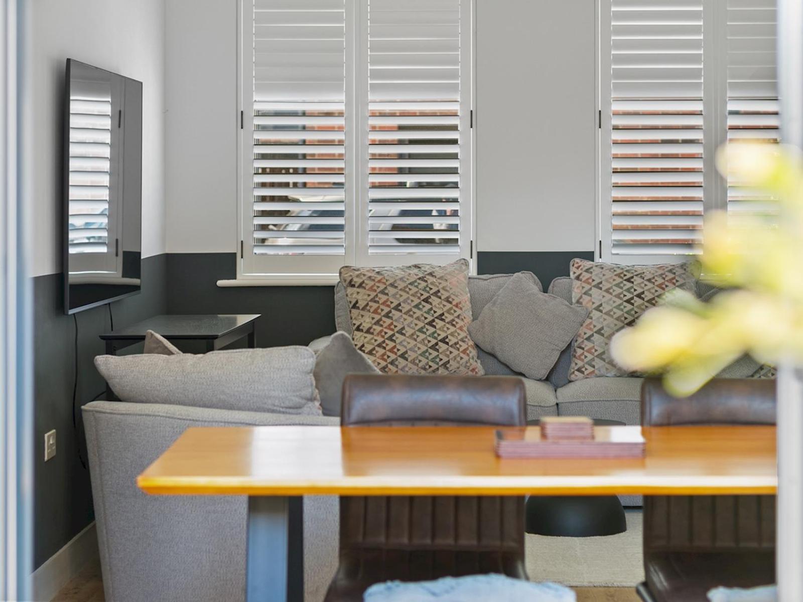 Stunning Modern Eco In With Parking Pass The Keys Holiday home