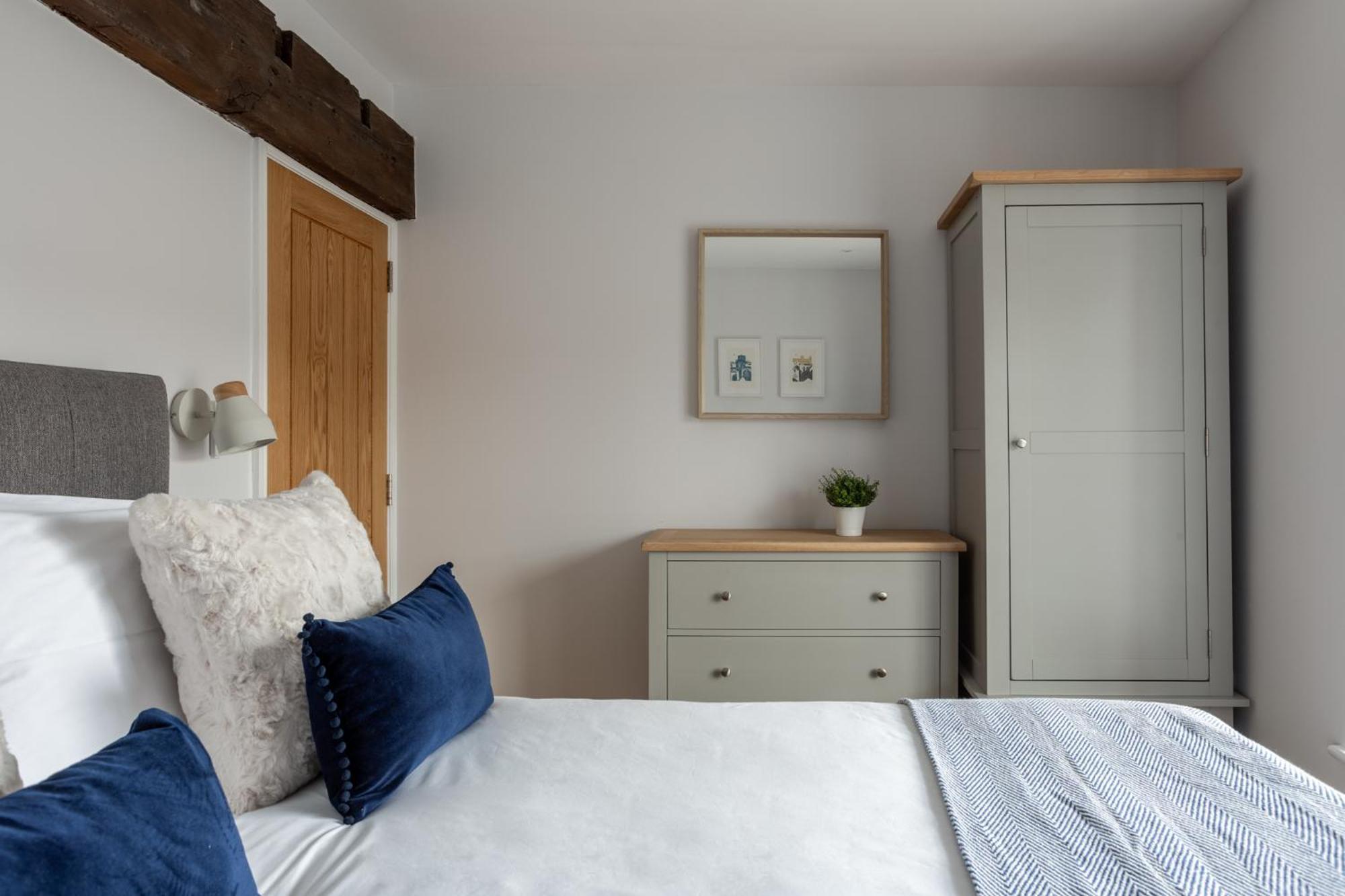 Holiday home Luxury Woodsmill View - On The River - With Balcony - Recently Refurbished *