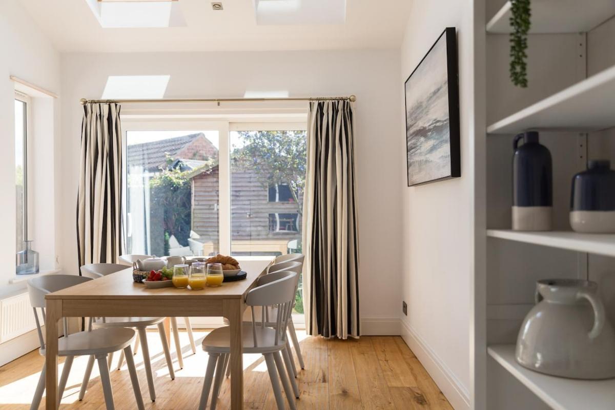 Holiday home Beautiful And Peaceful 3 Bed With Gardens & Games