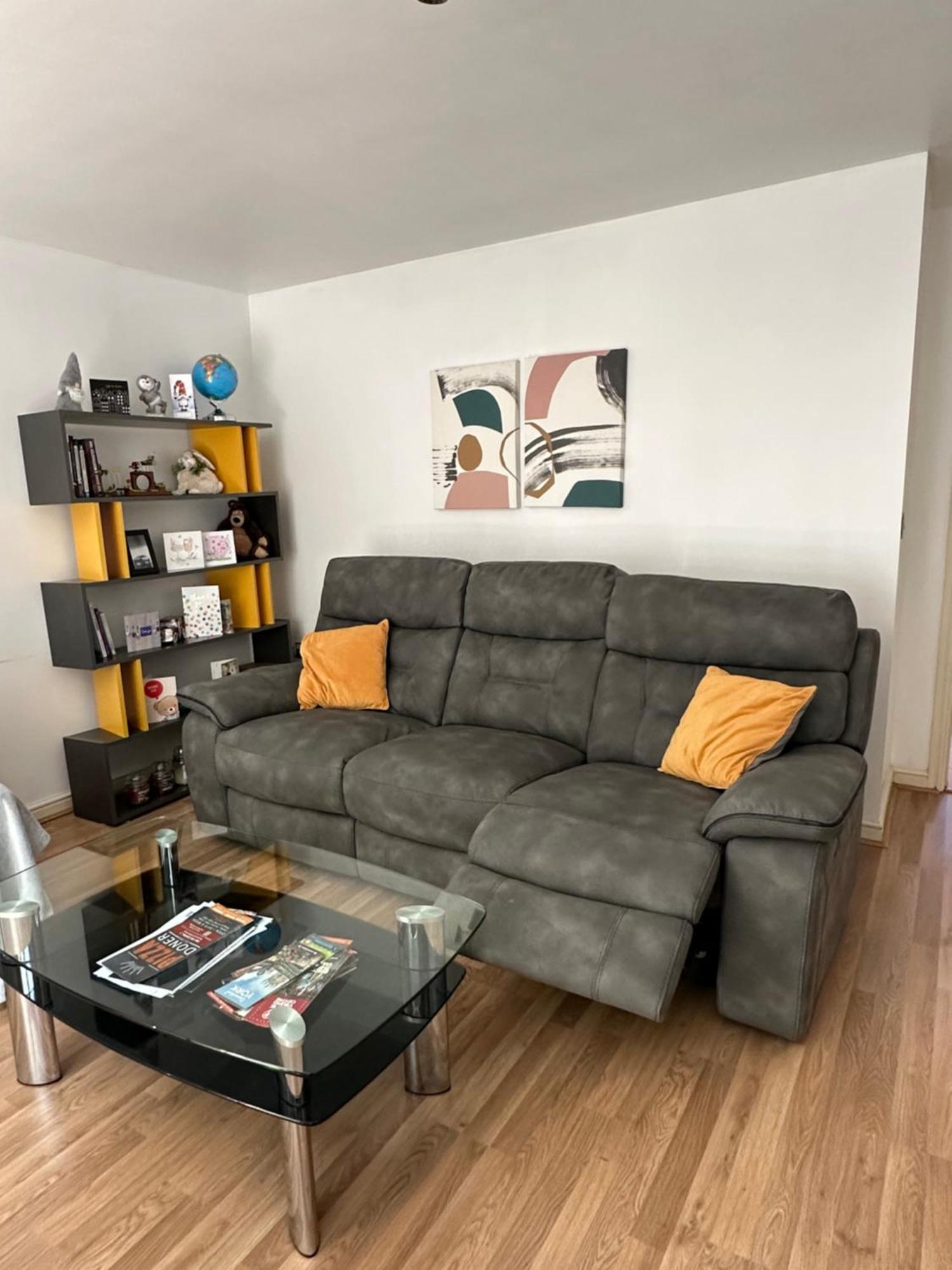 Gorgeous + Attentive Host + Free Parking Apartment York