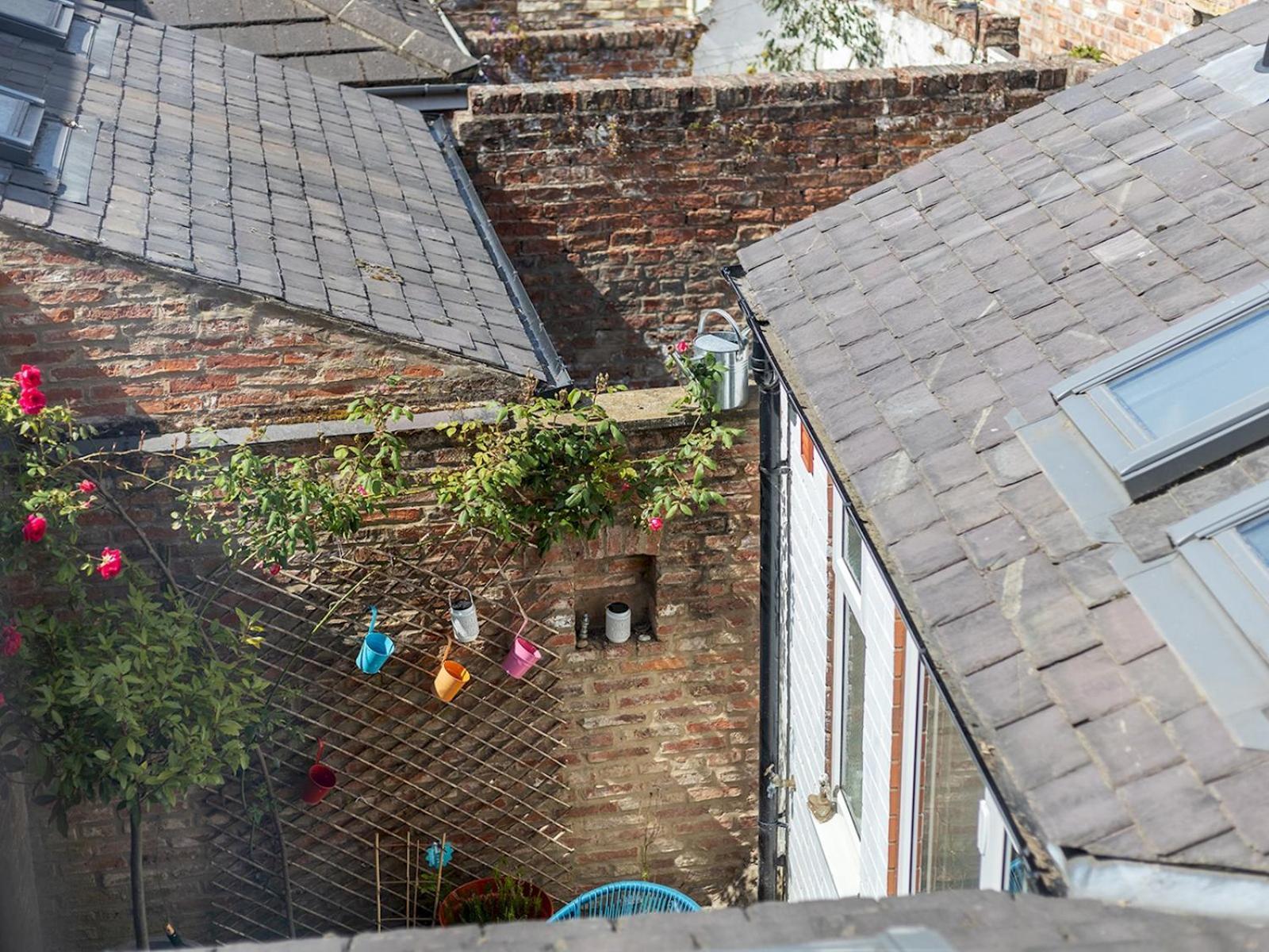 Pass The Keys Stunning 3-bed Retreat In The Heart Of Holiday home