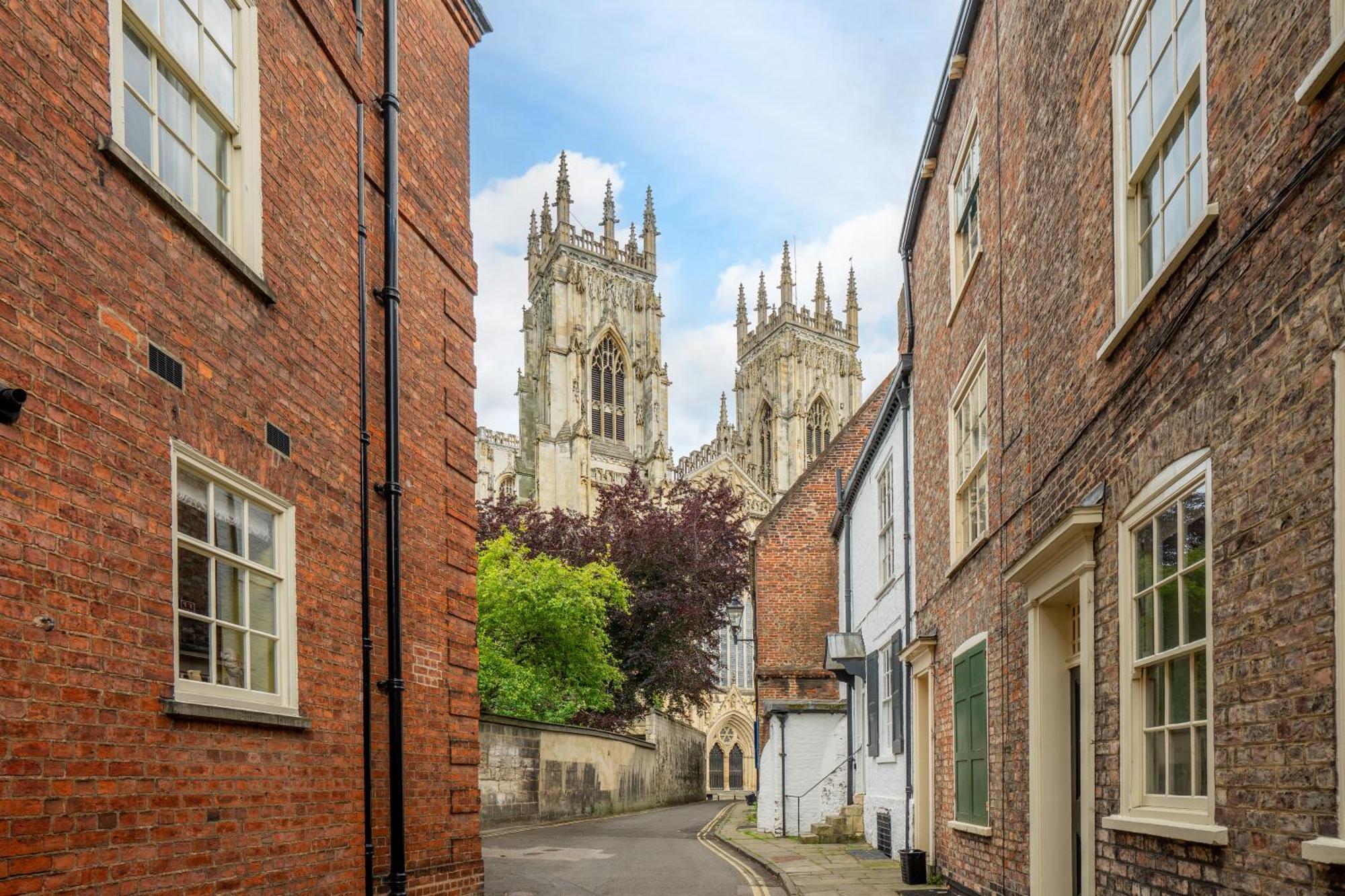 Paradise * York