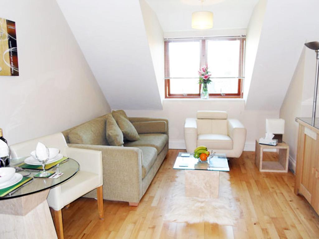 11 Talbot Court York