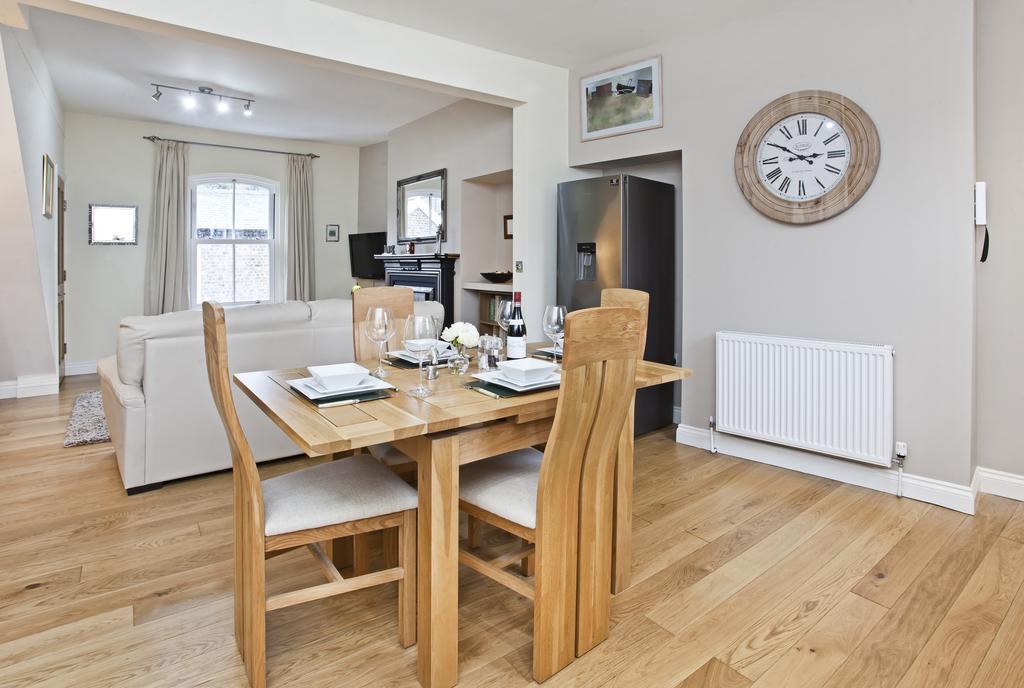 Apartment Dewsbury Cottages York