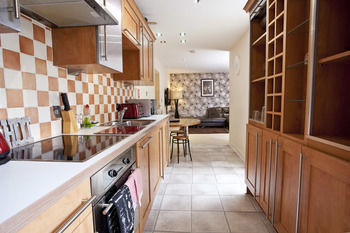 Apartment Reubens Court And
