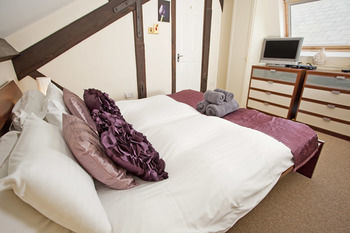 Apartment Reubens Court And