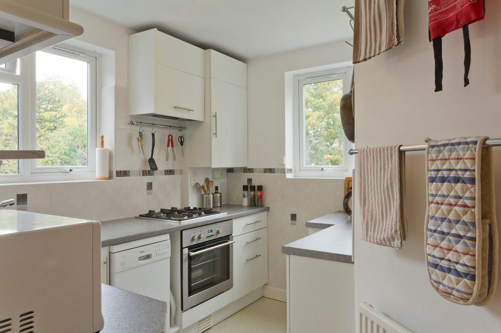 Poplar House Serviced Apartment