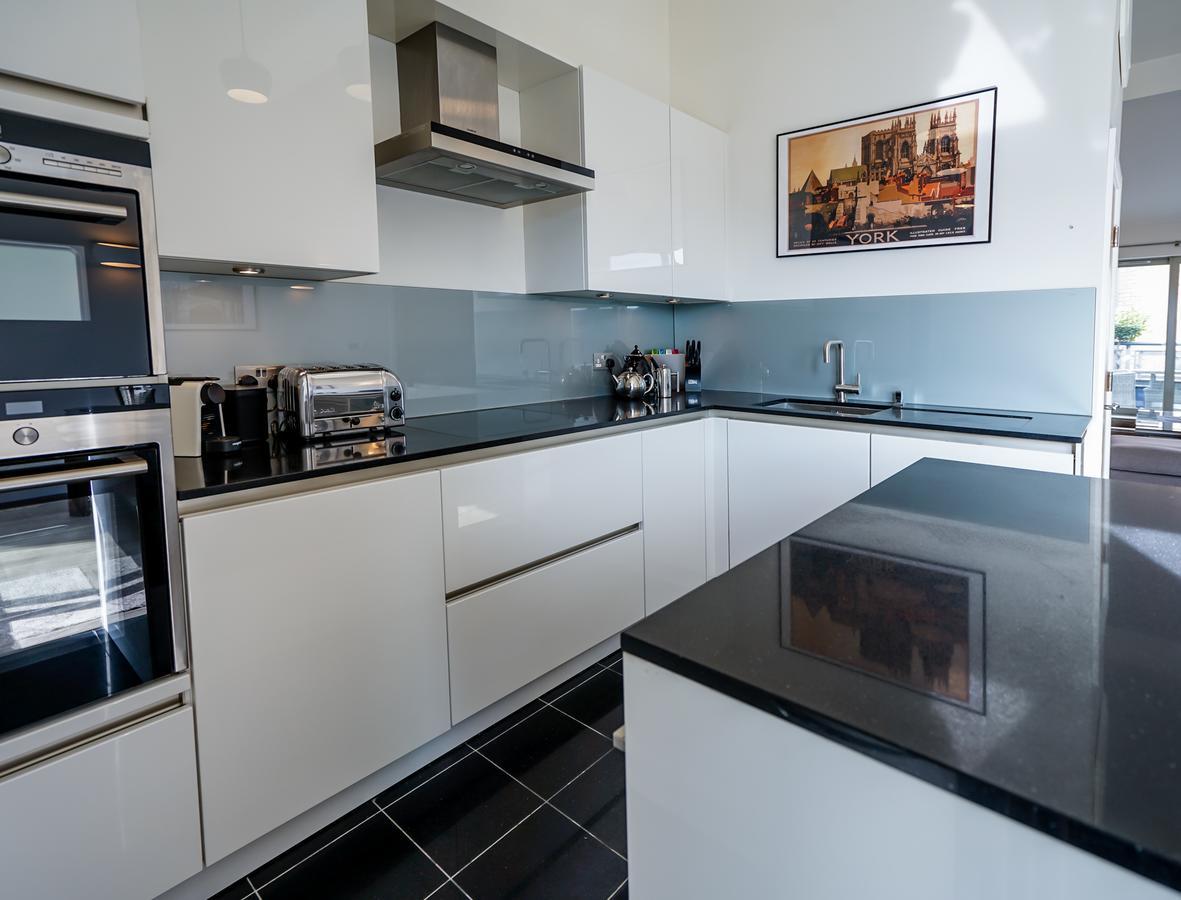 The Penthouse By The River * York