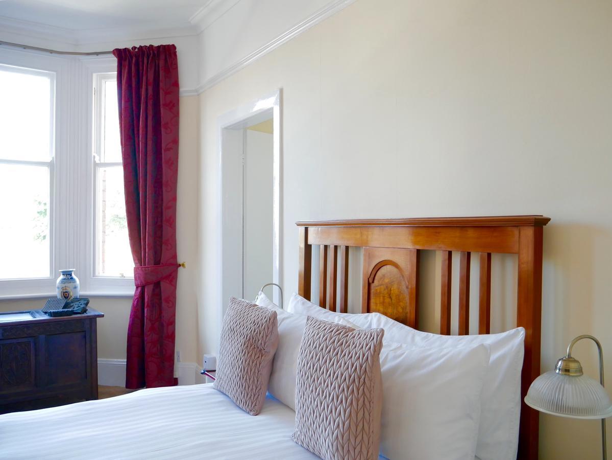 Alcuin Apartment *