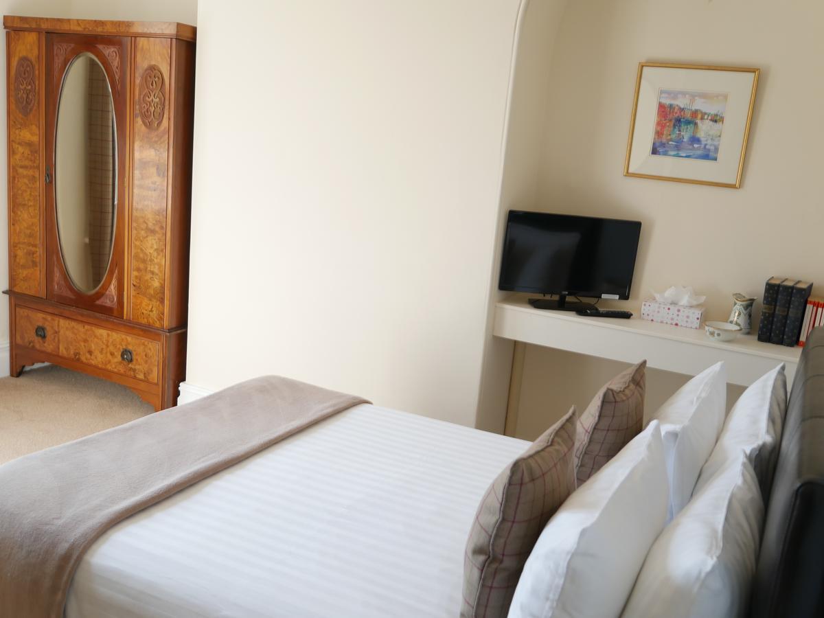 Alcuin Apartment