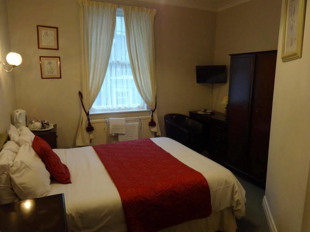 Astor Hostel
