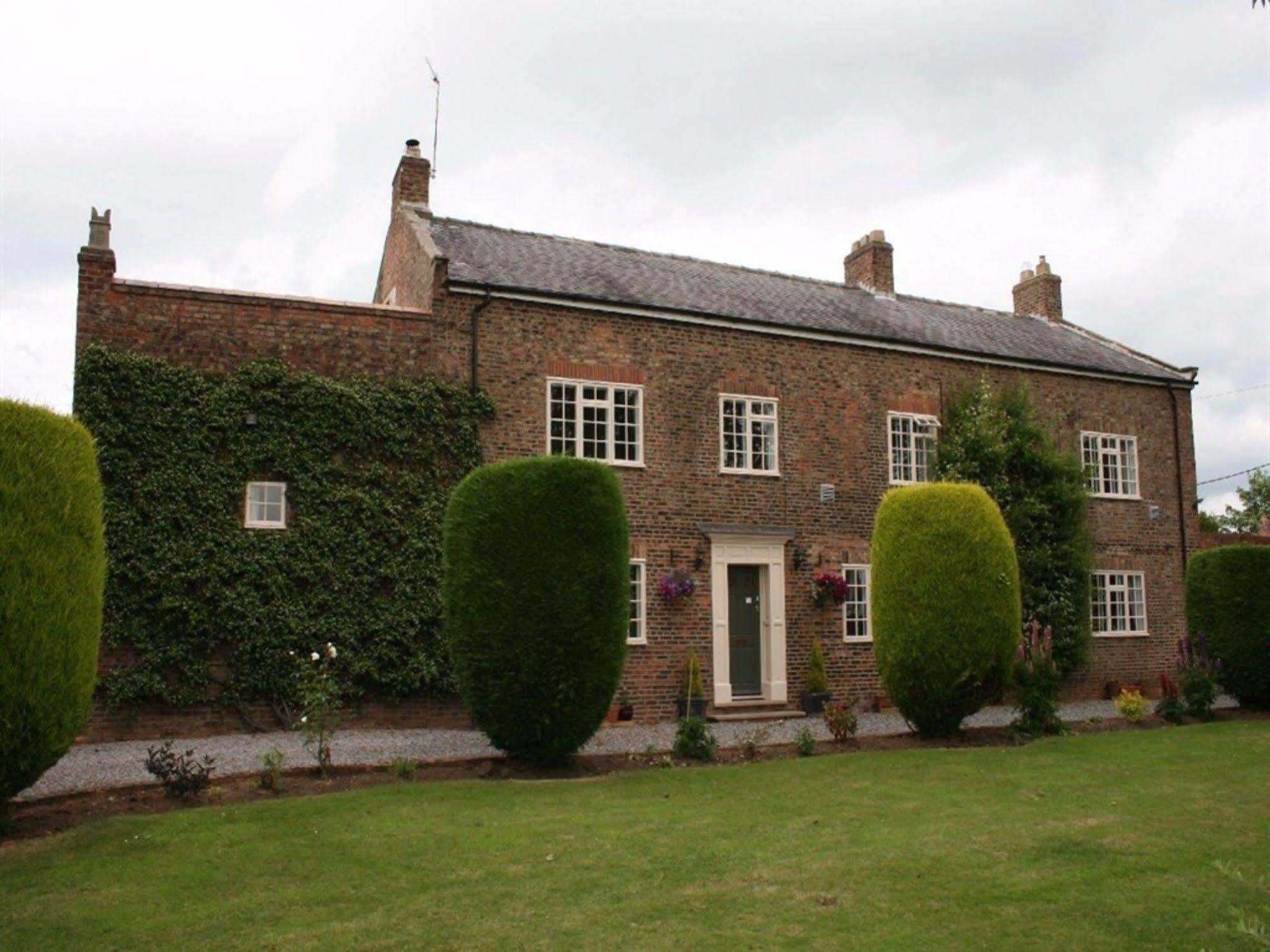 Bed & Breakfast The Manor York