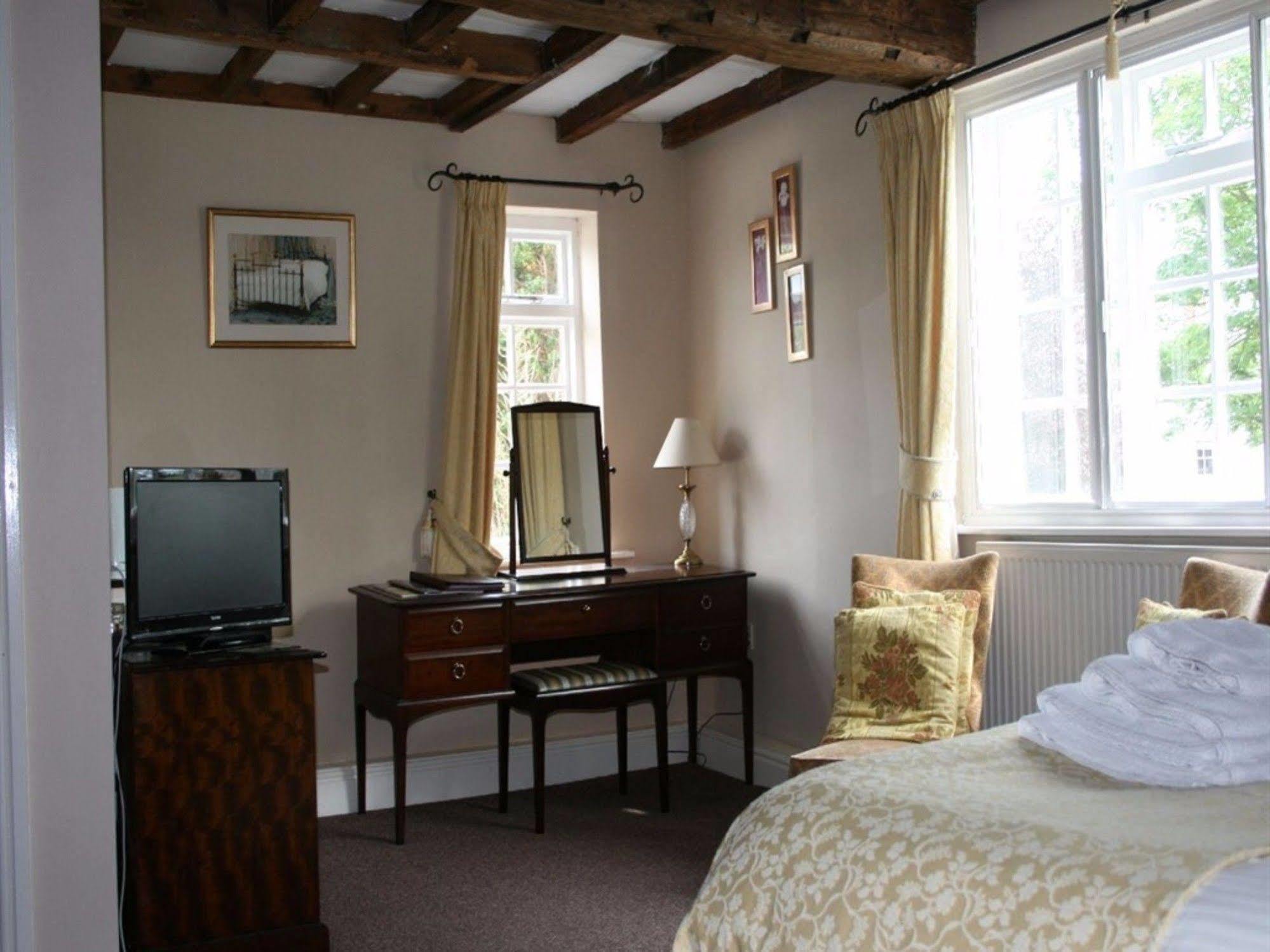 The Manor Bed & Breakfast