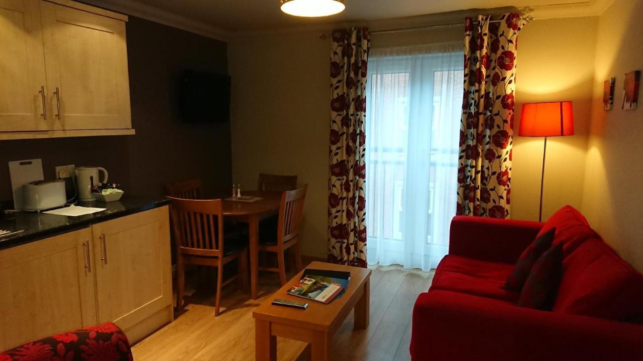 Victoria Cloisters Apartment