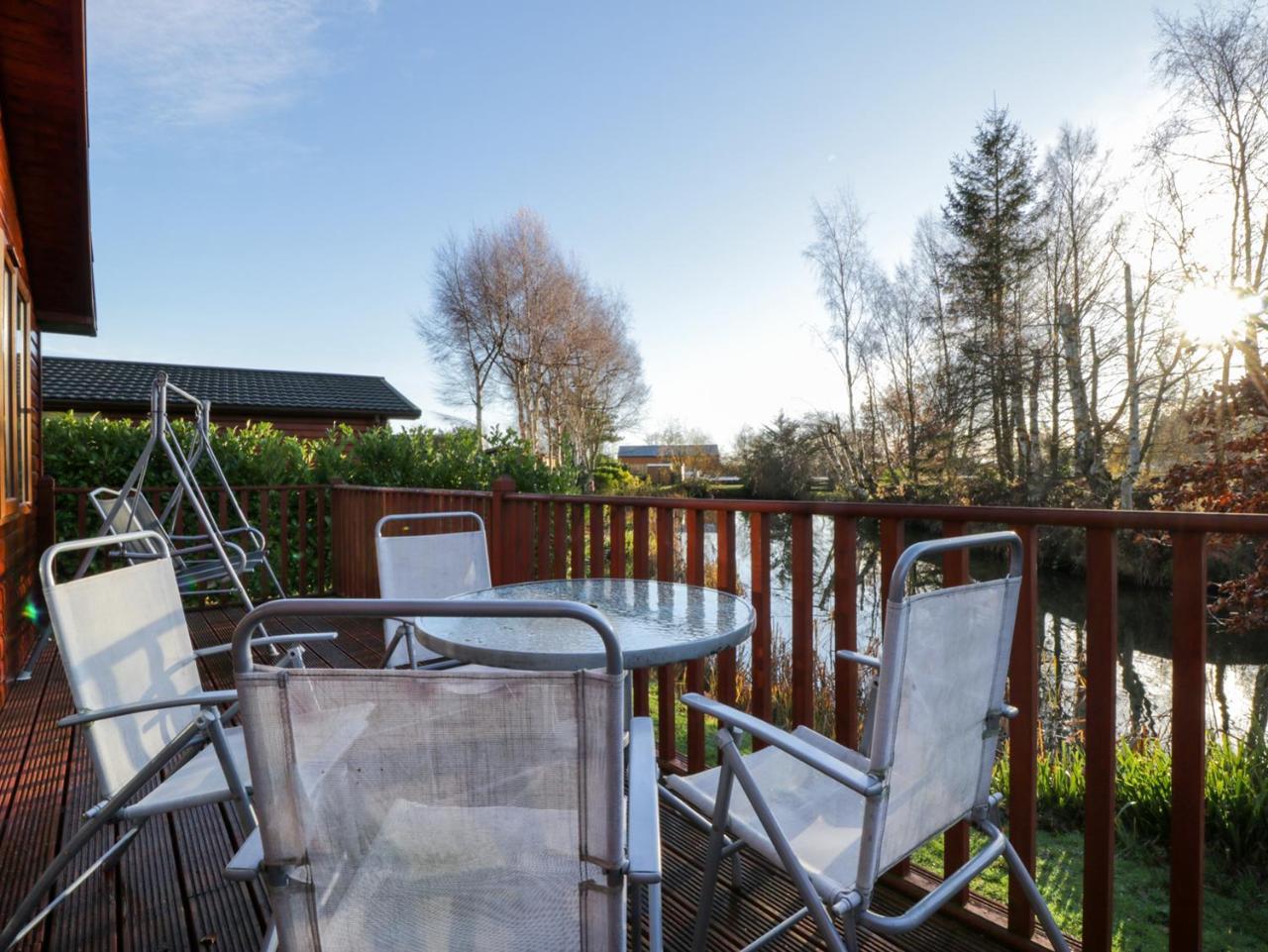 6 Manor Park, Holiday home *
