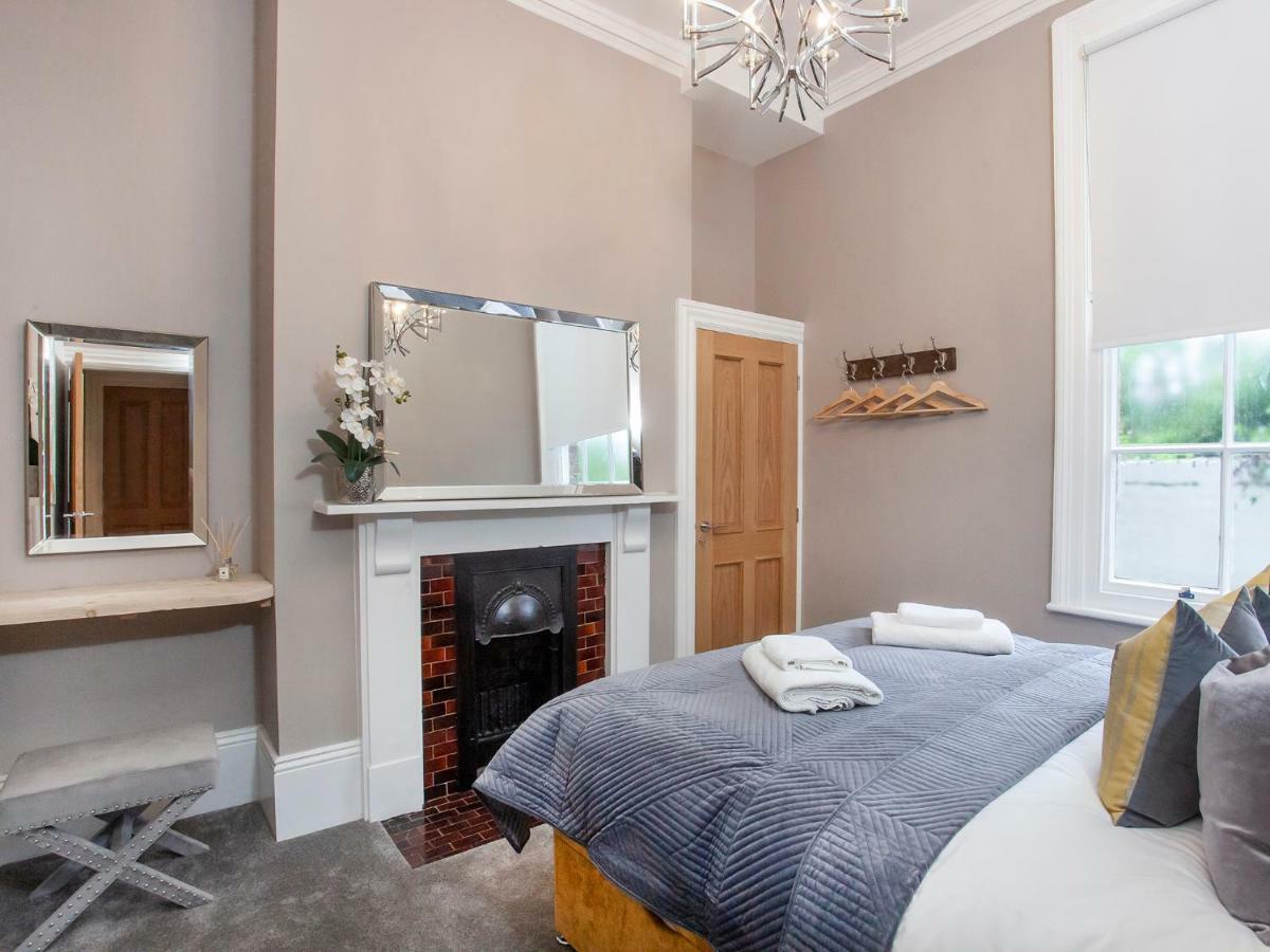 Bootham Luxury With Free Parking Apartment