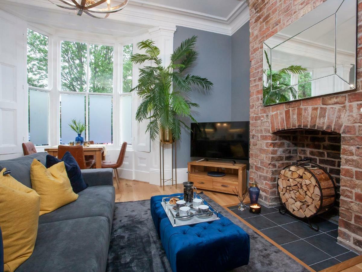 Bootham Luxury With Free Parking Apartment
