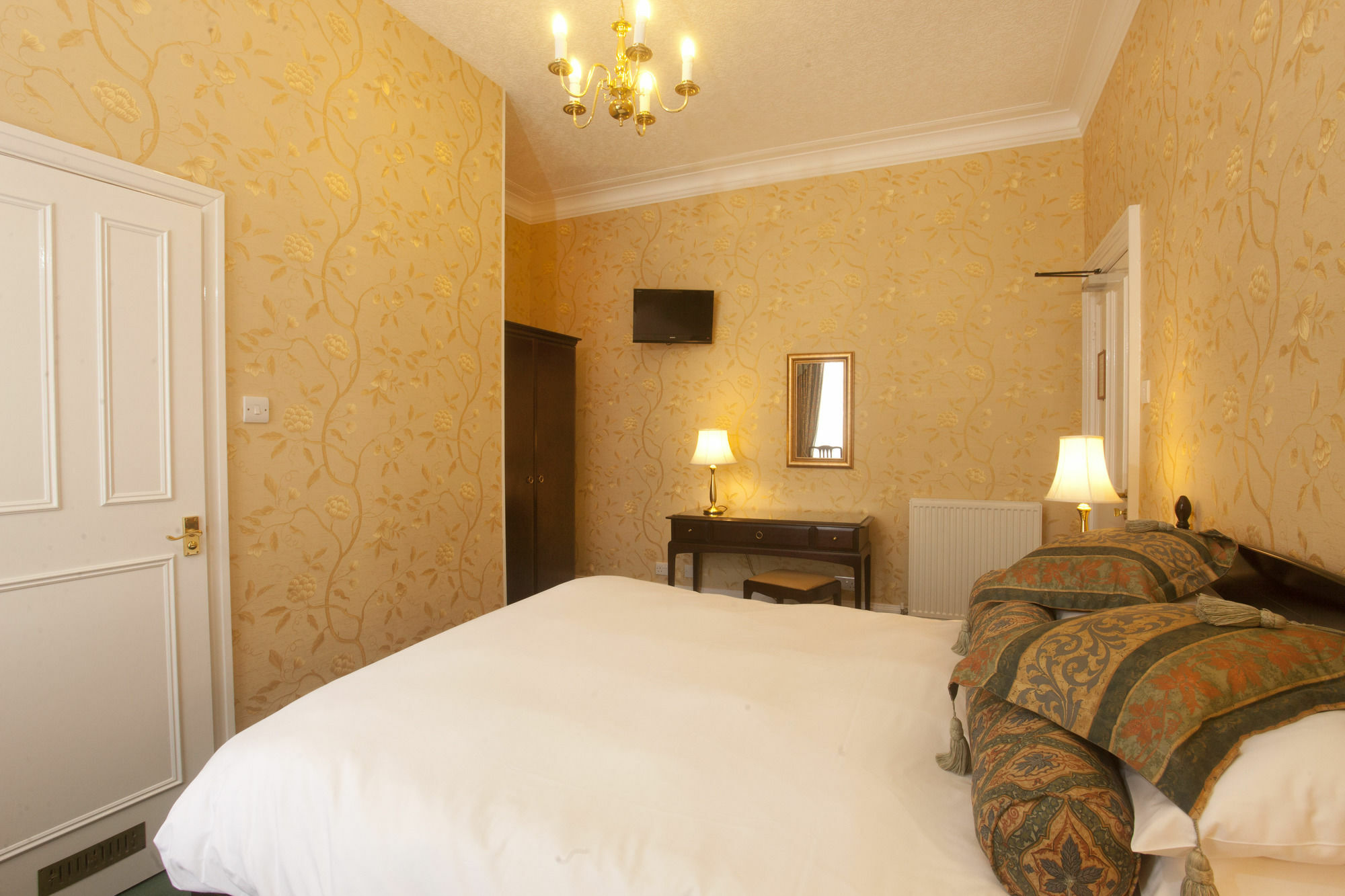 The Hazelwood Guest house 4*