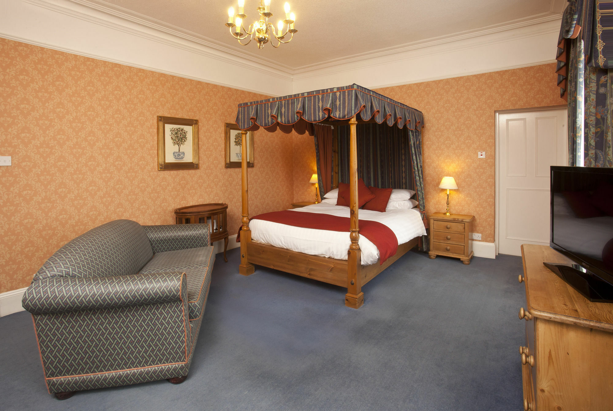 The Hazelwood Guest house 4*