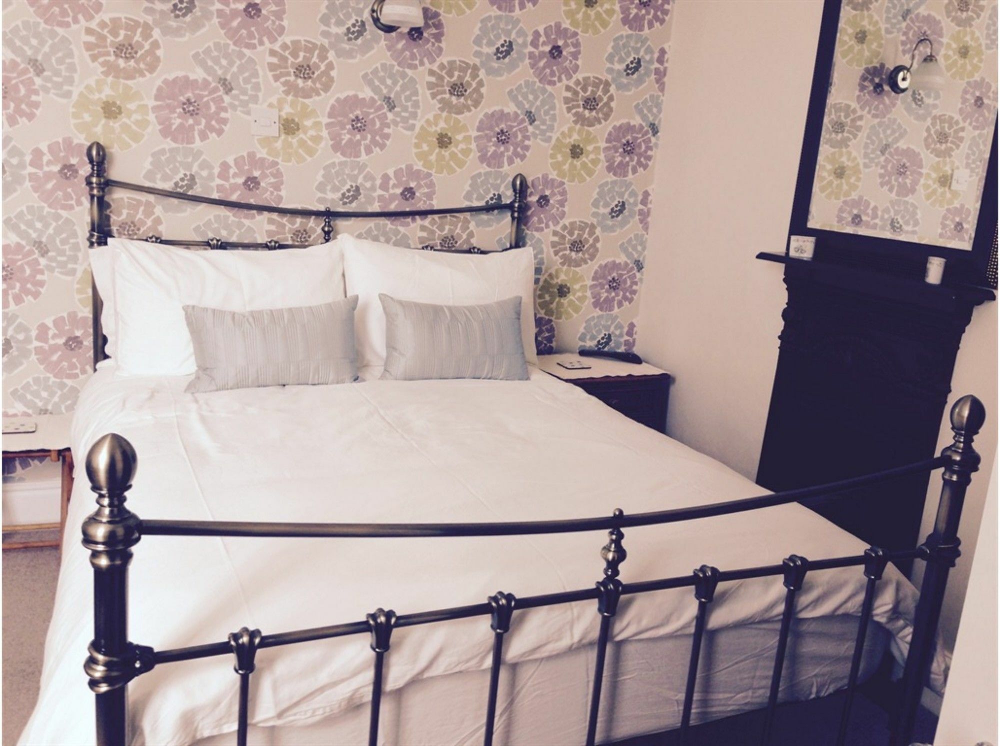 Guest house Bowen House