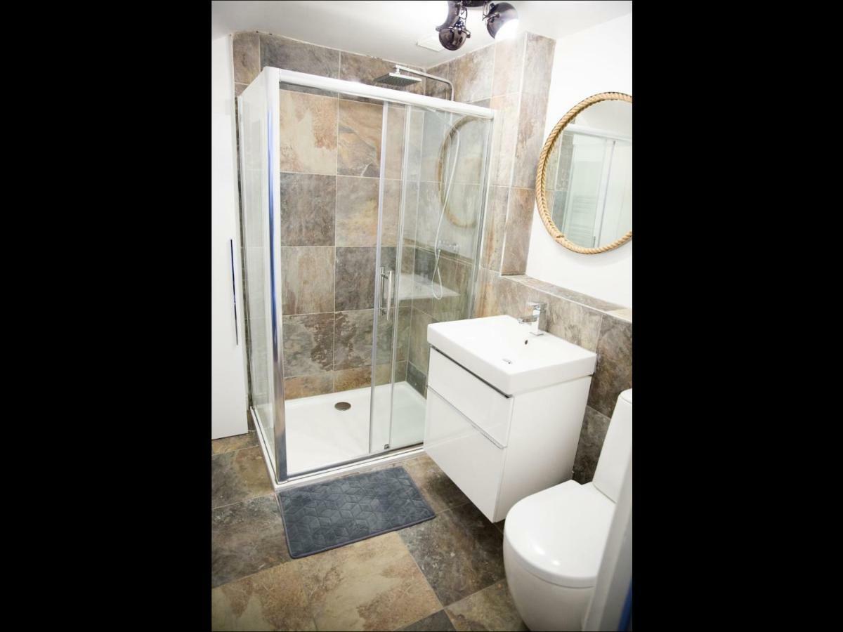 Gillygate Apartment